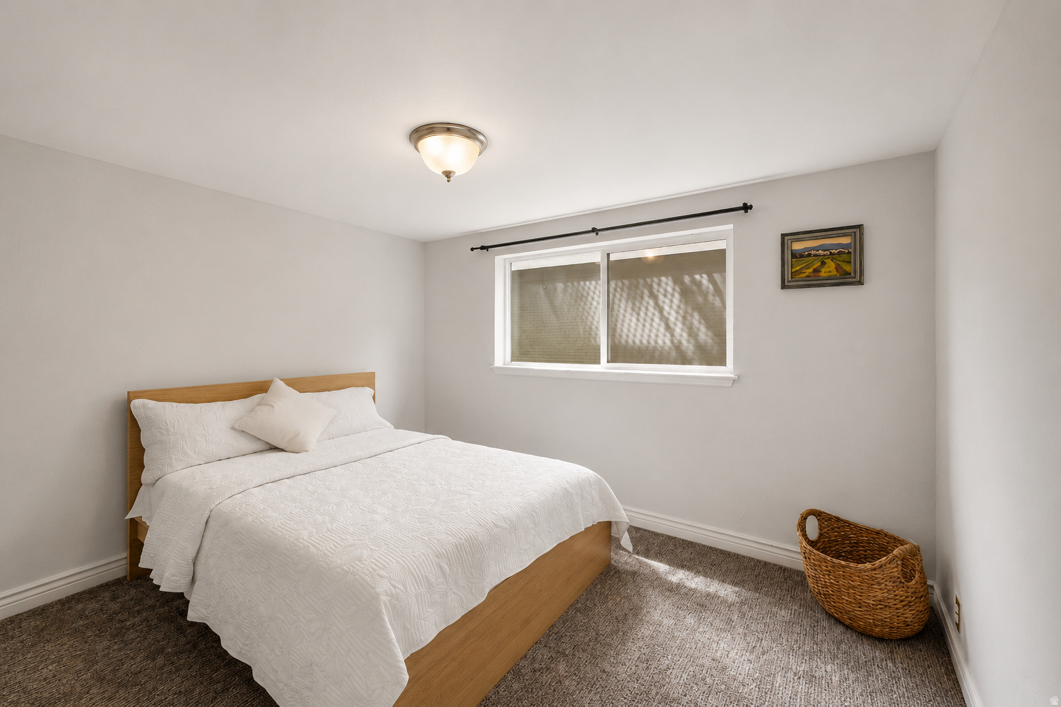 NOTTING COURT CONDOMINIUMS - Residential