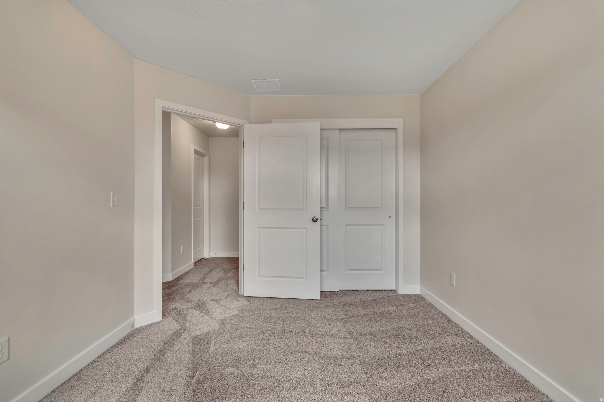 MEADOWBROOK - Residential
