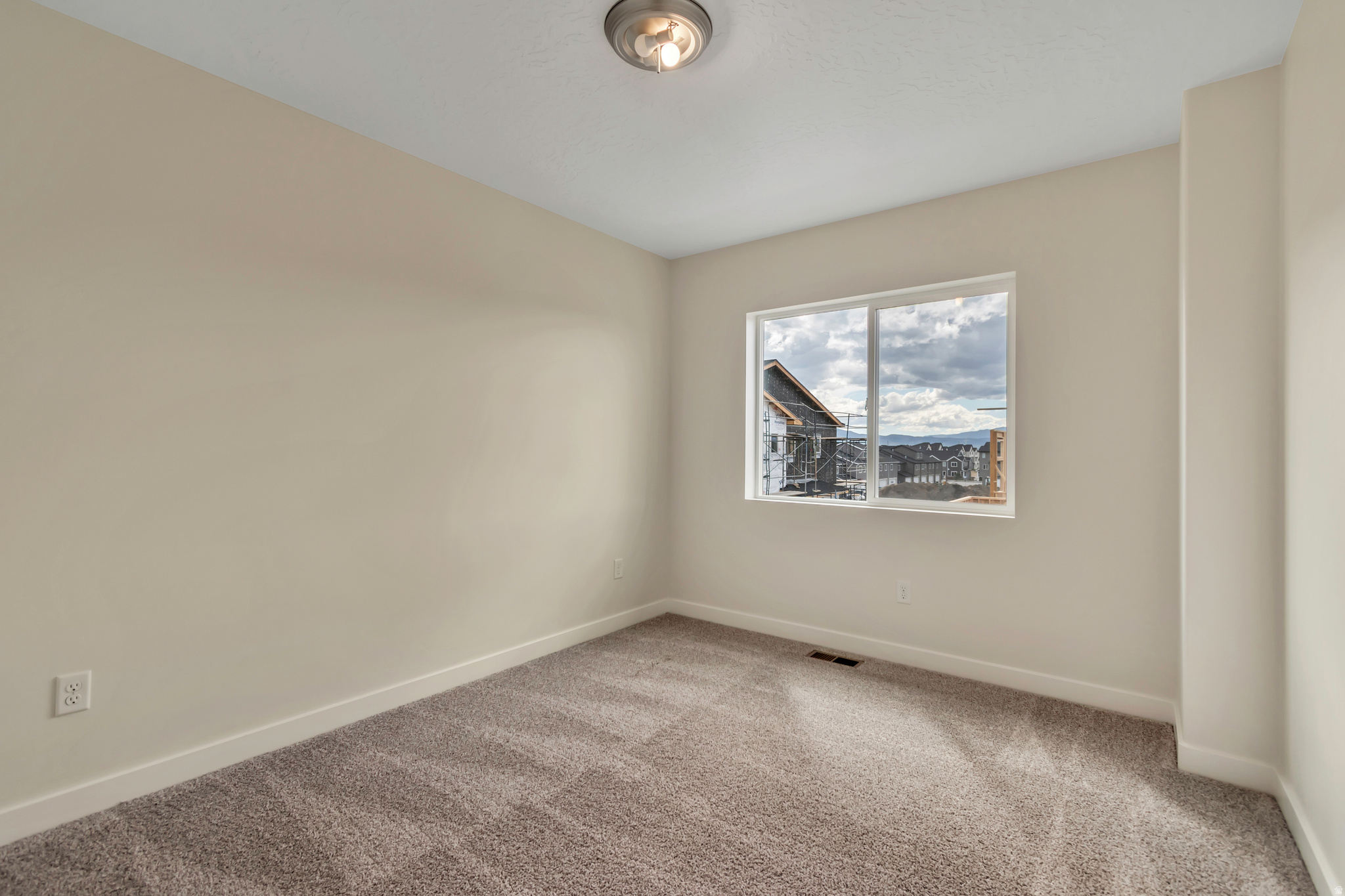 MEADOWBROOK - Residential
