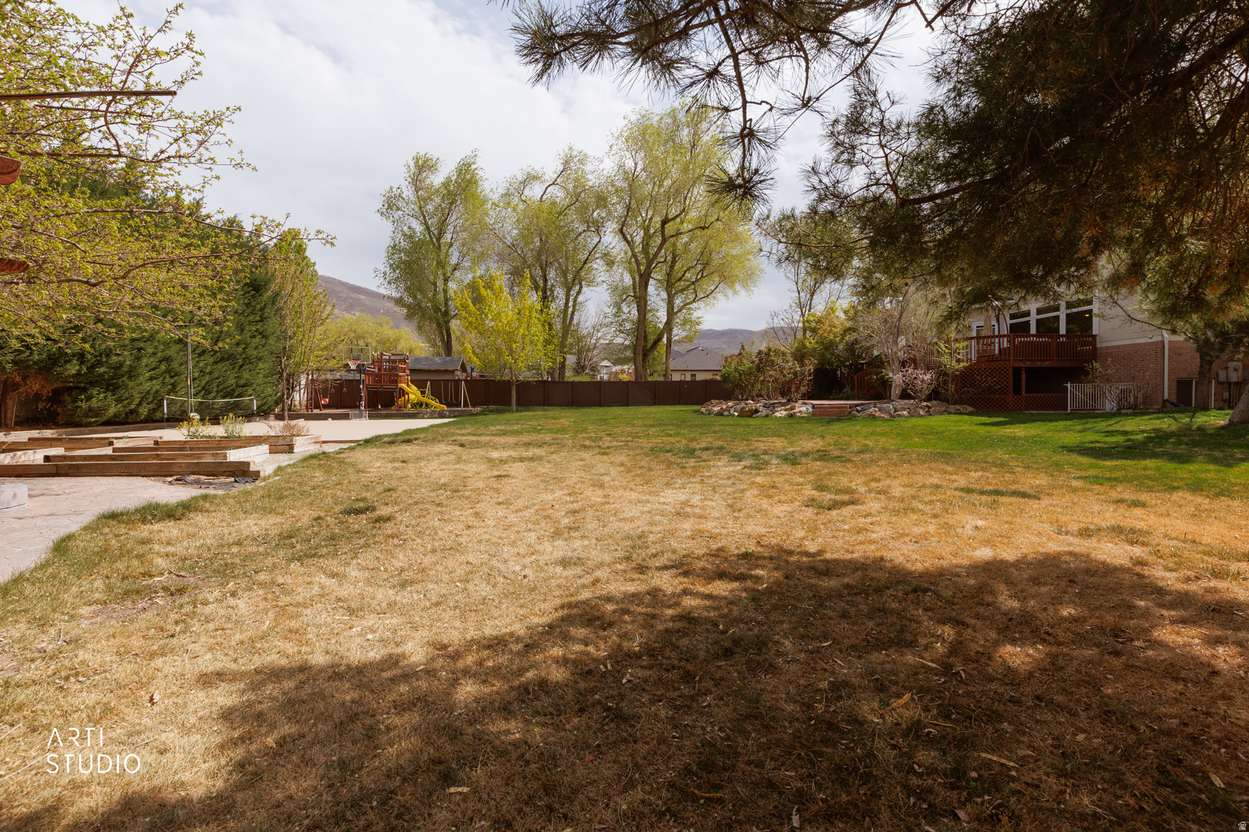 BEAR HOLLOW ESTATES - Residential