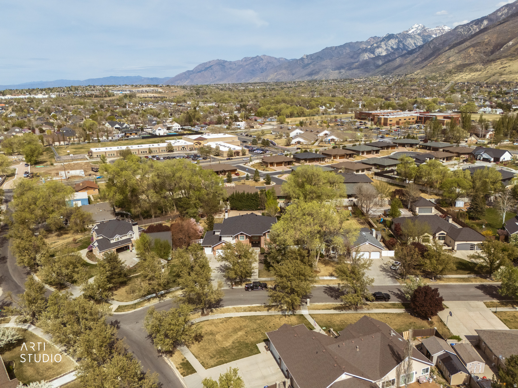 BEAR HOLLOW ESTATES - Residential