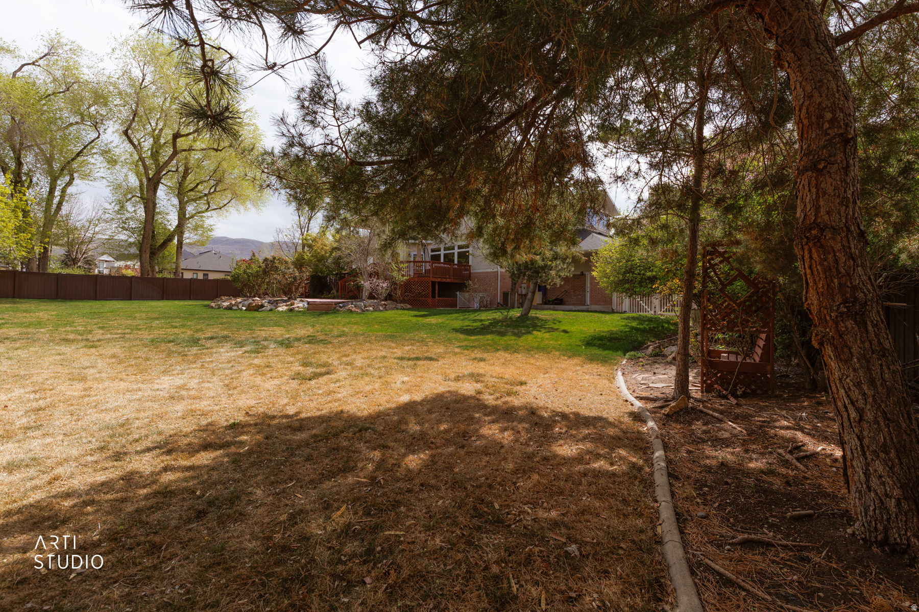 BEAR HOLLOW ESTATES - Residential