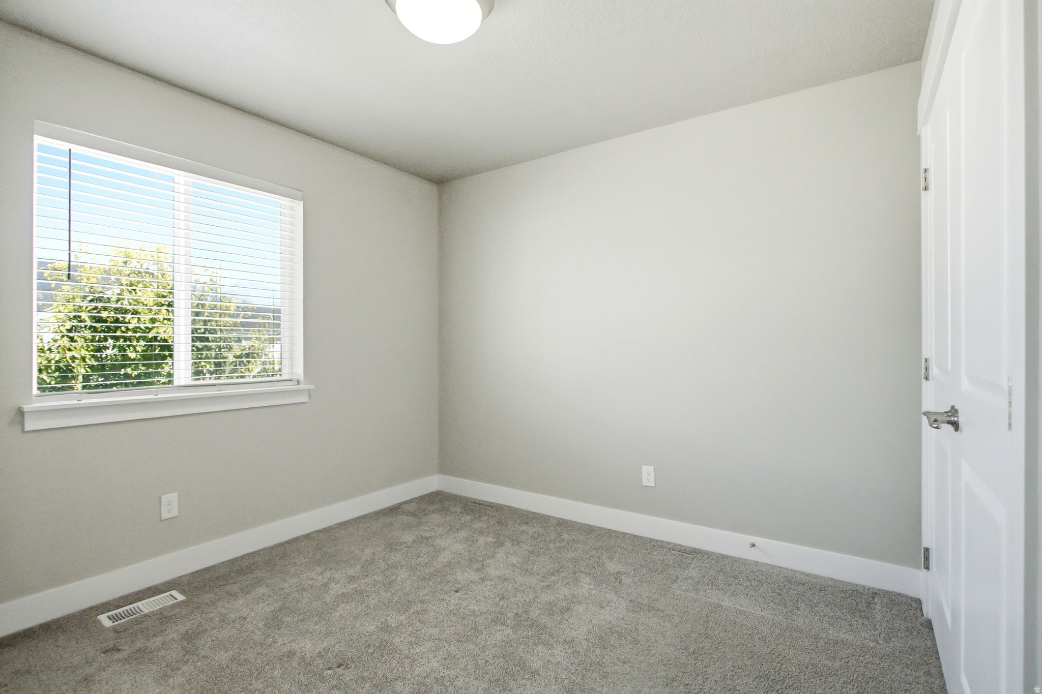LAKEVIEW - Residential