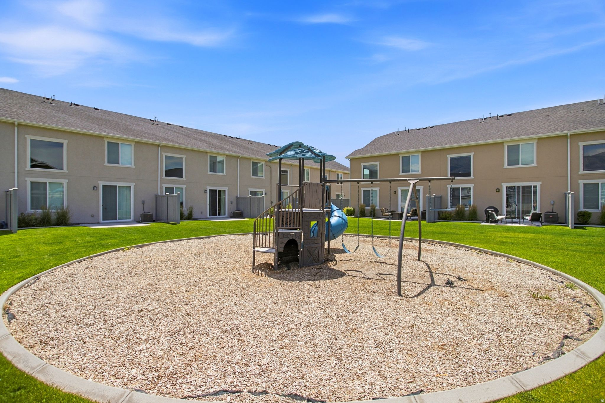 LAKEVIEW - Residential