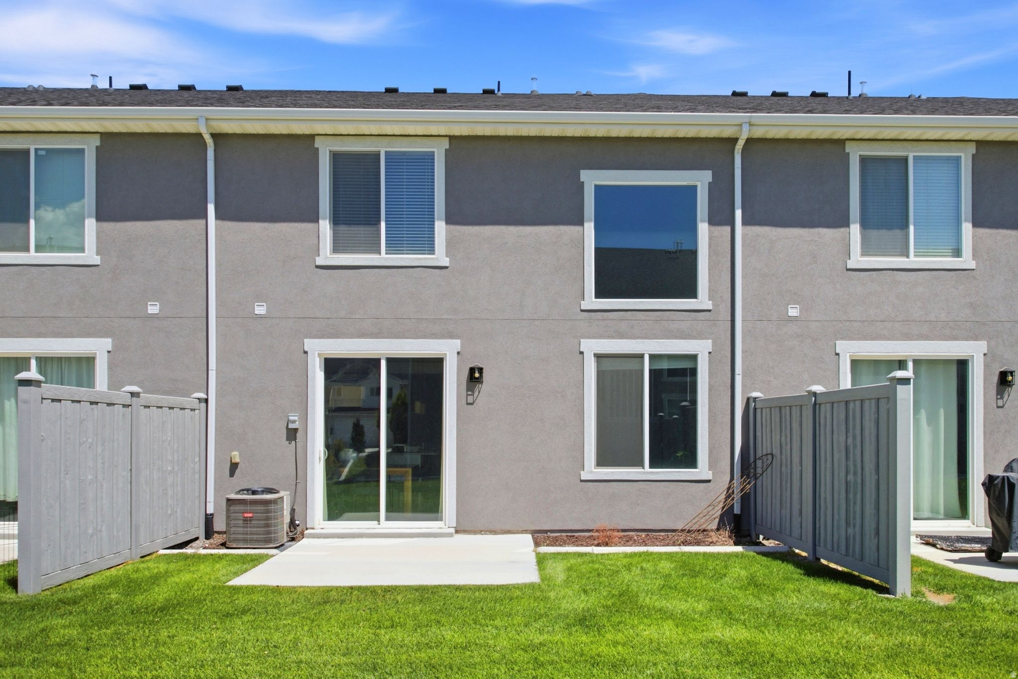 LAKEVIEW - Residential