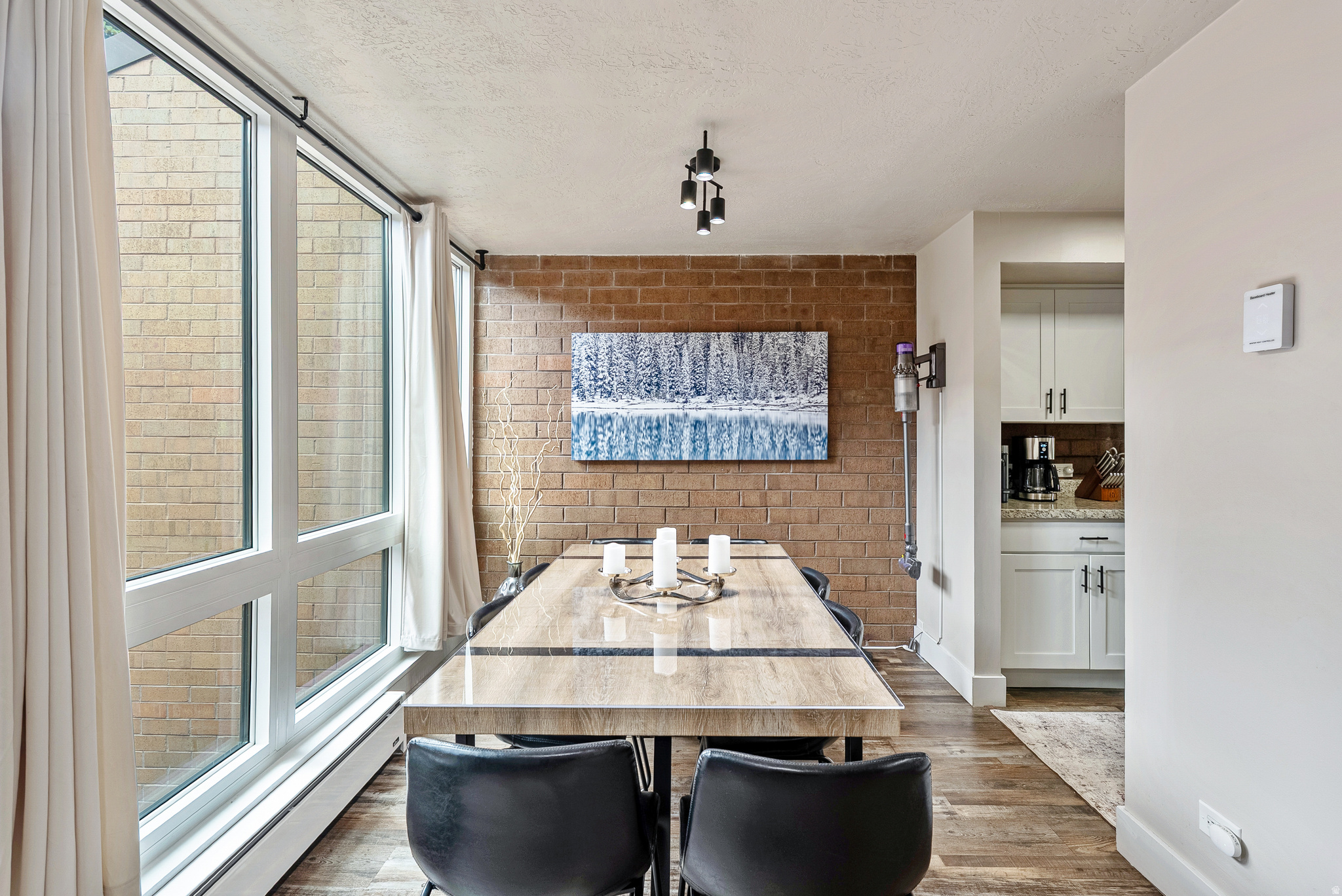 PARK AVENUE CONDOMINIUMS - Residential
