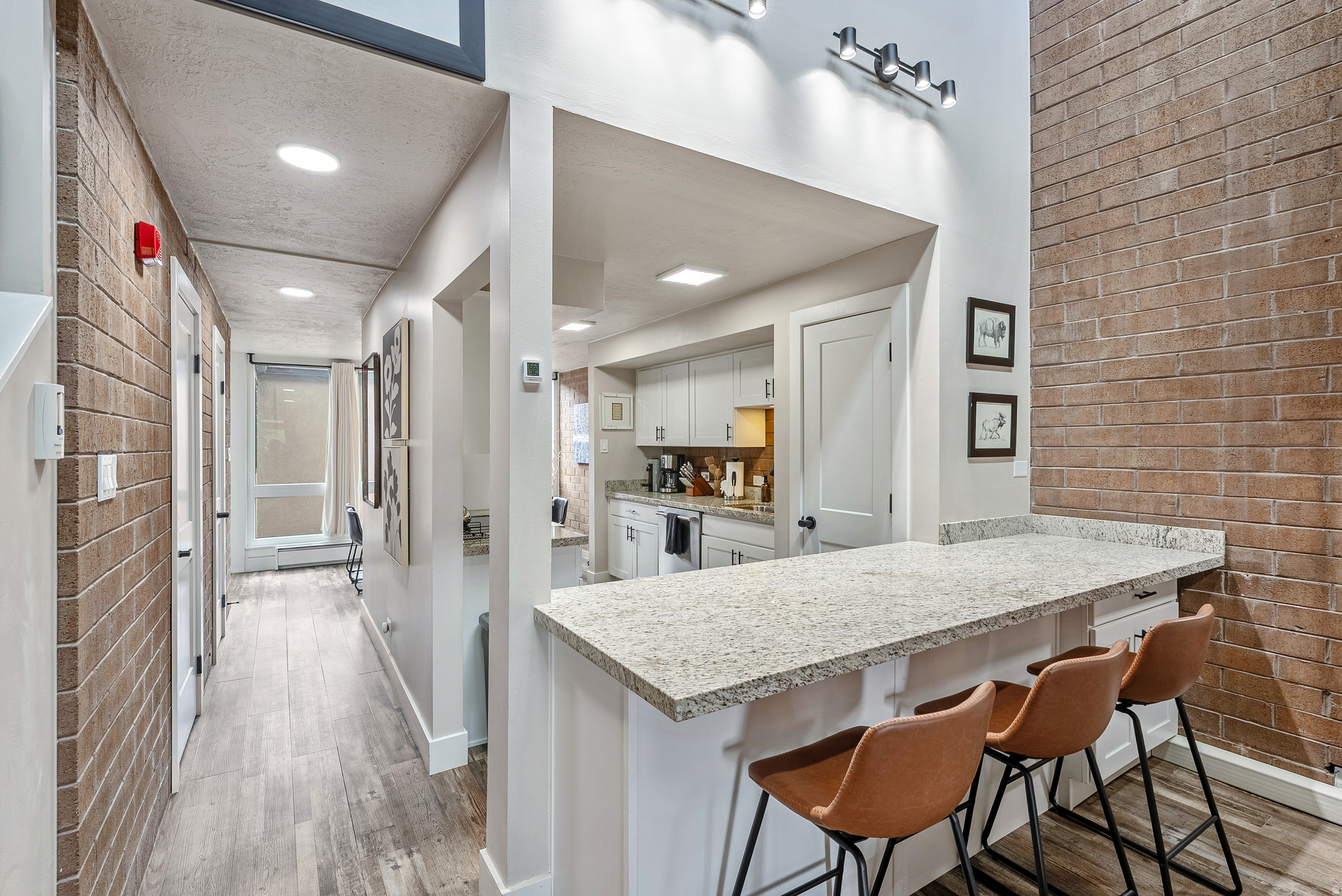 PARK AVENUE CONDOMINIUMS - Residential