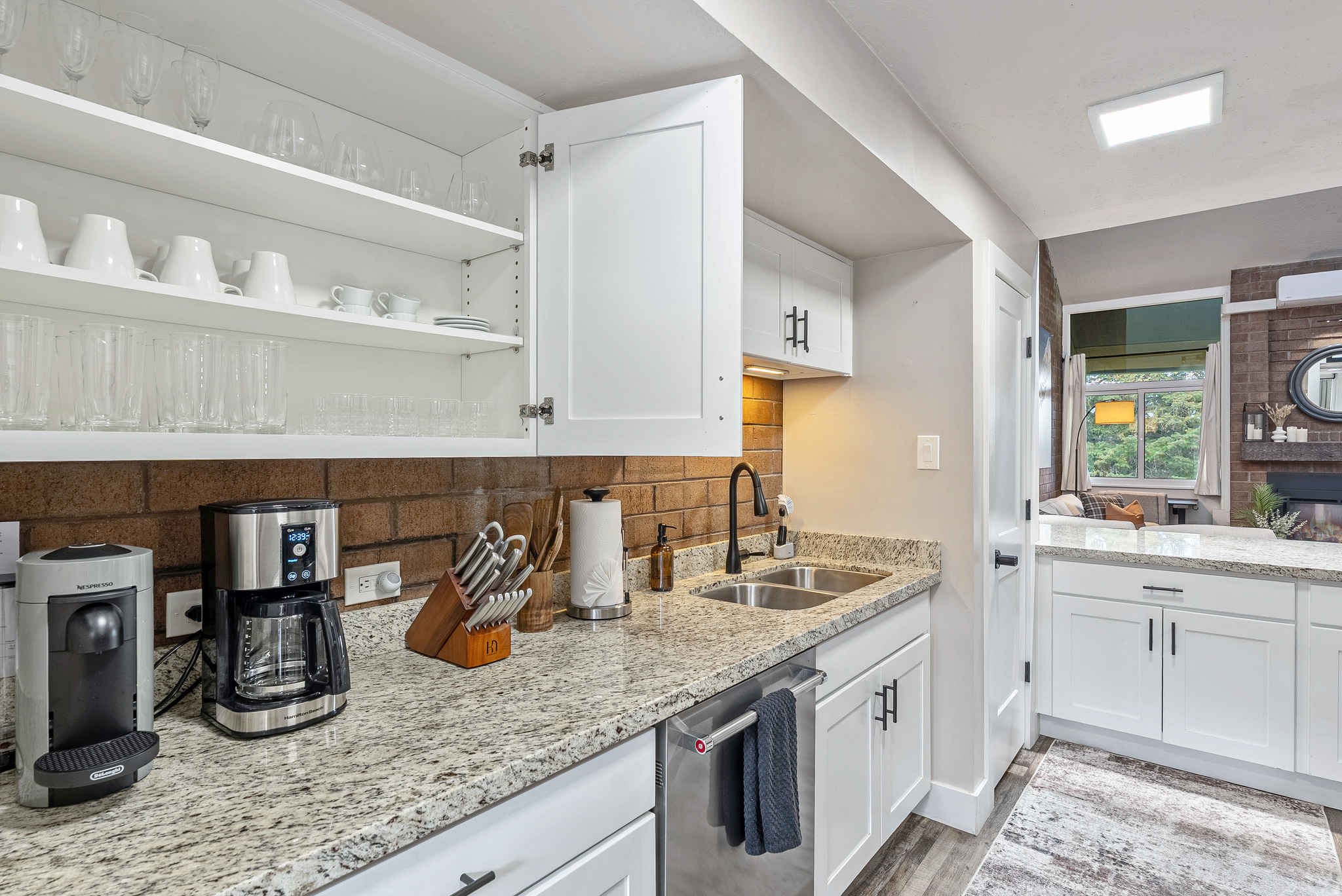 PARK AVENUE CONDOMINIUMS - Residential