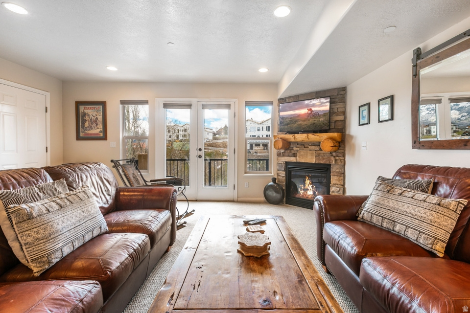 MOOSE HOLLOW - Residential