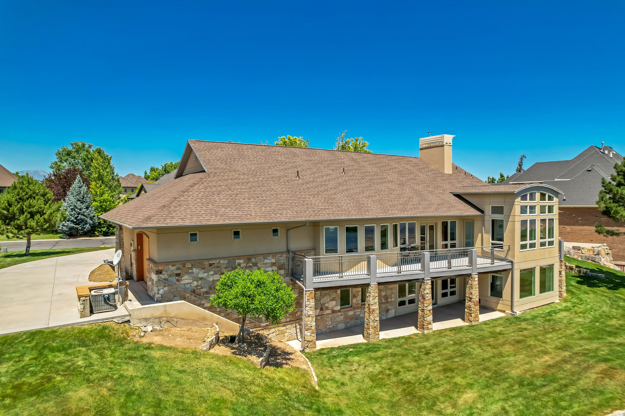 SARATOGA SPRINGS - Residential