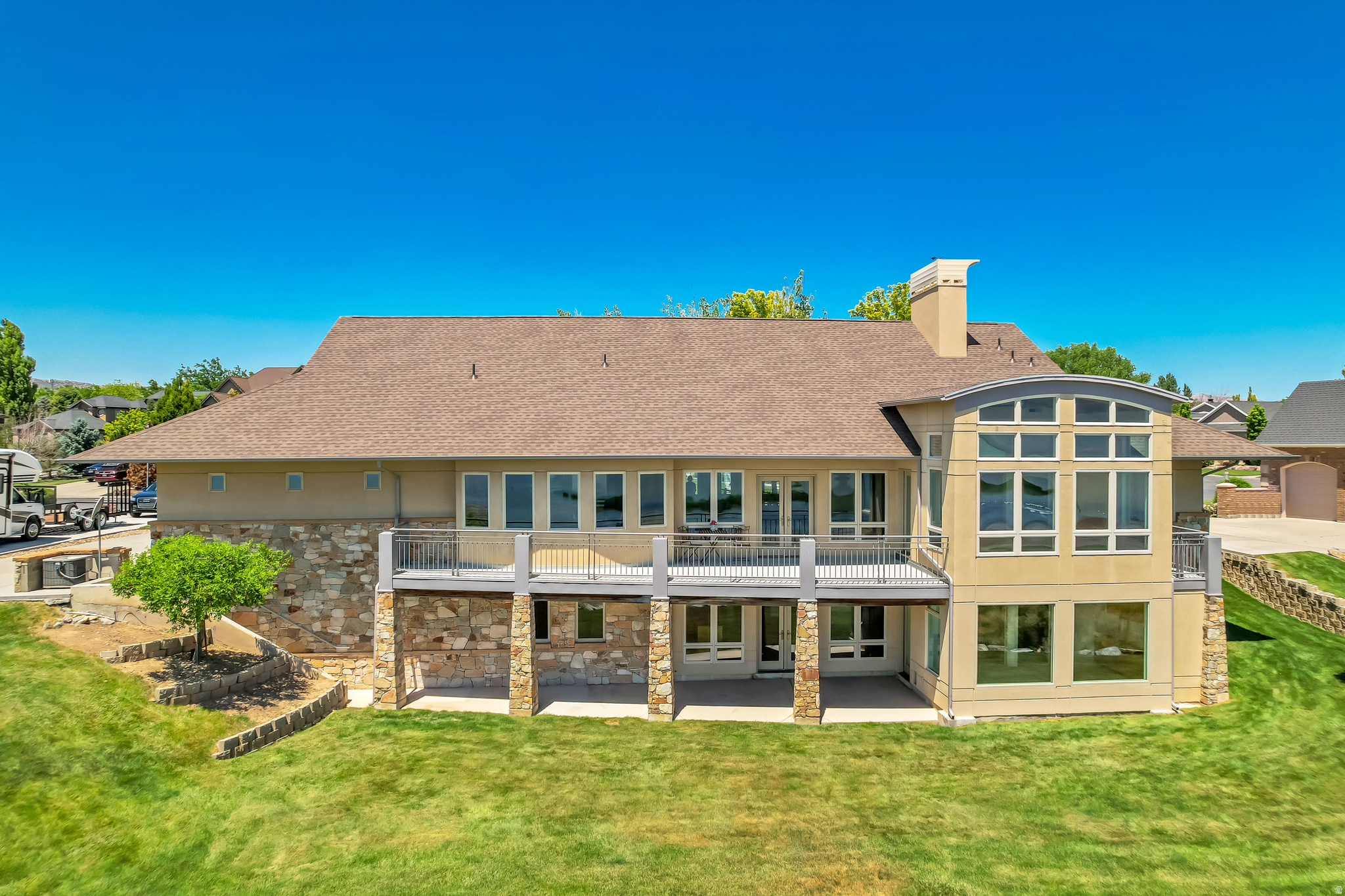 SARATOGA SPRINGS - Residential