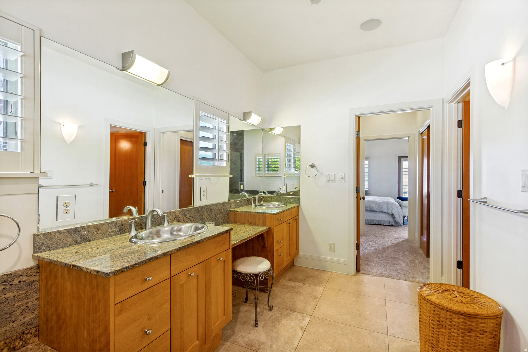 SARATOGA SPRINGS - Residential