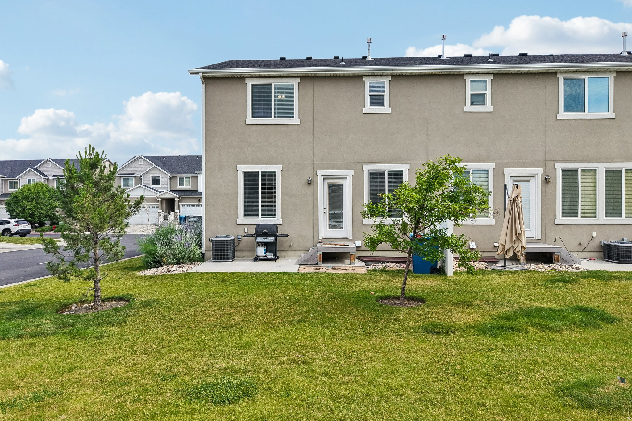 WATERS EDGE - Residential