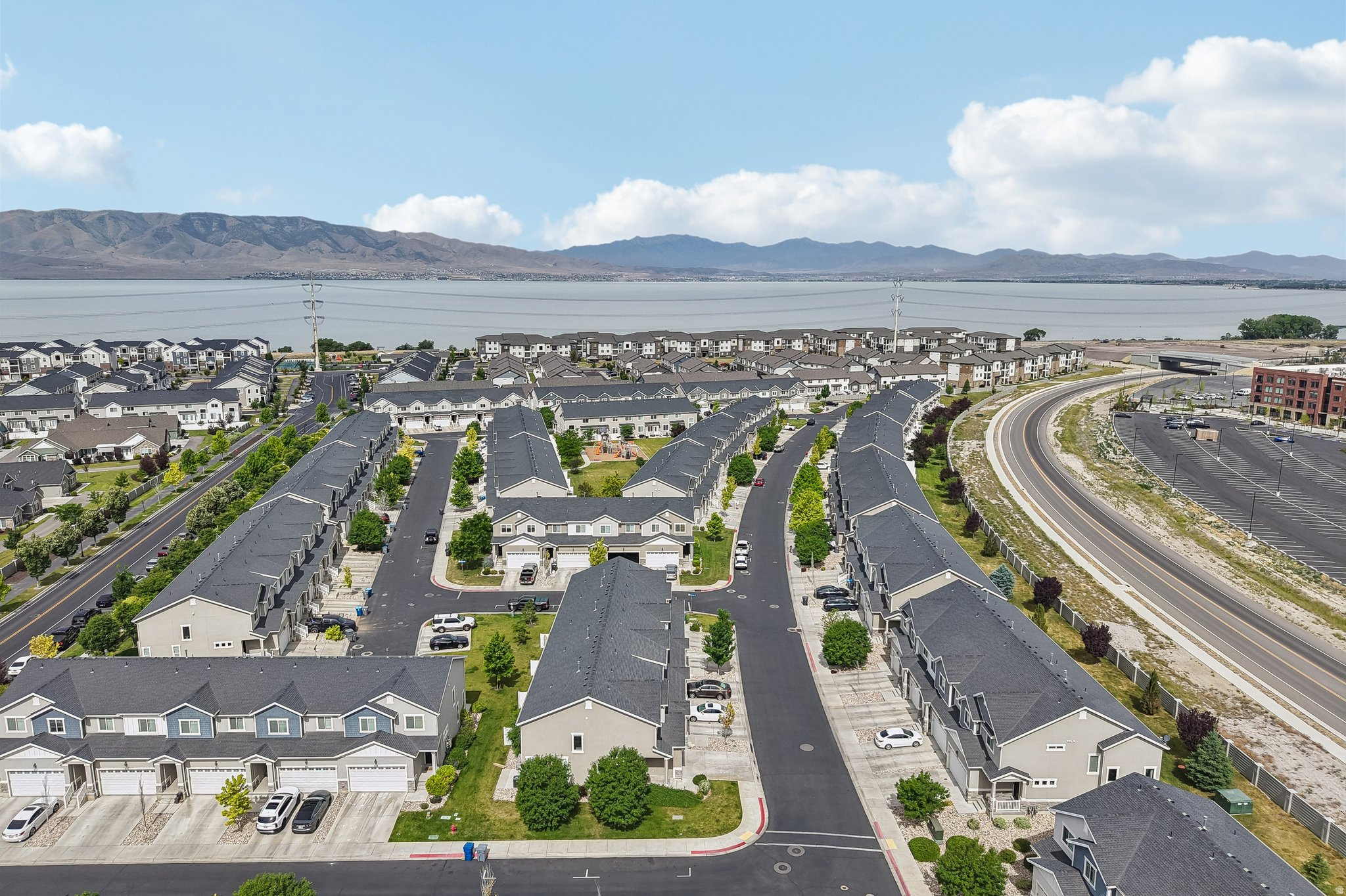 WATERS EDGE - Residential