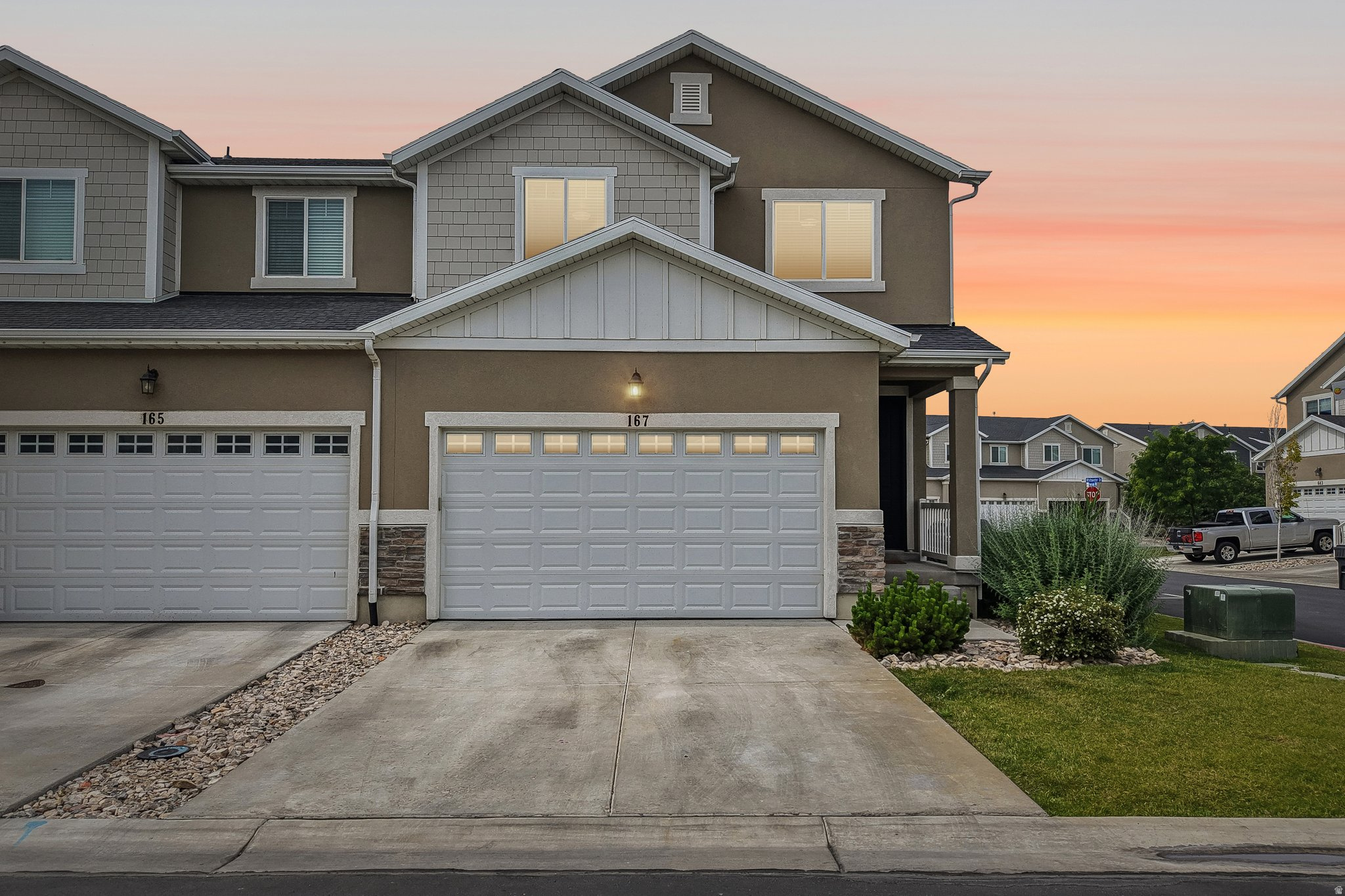 WATERS EDGE - Residential
