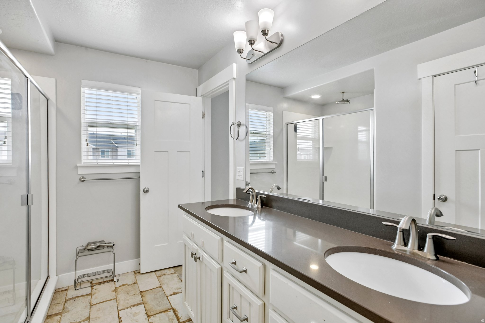 WATERS EDGE - Residential