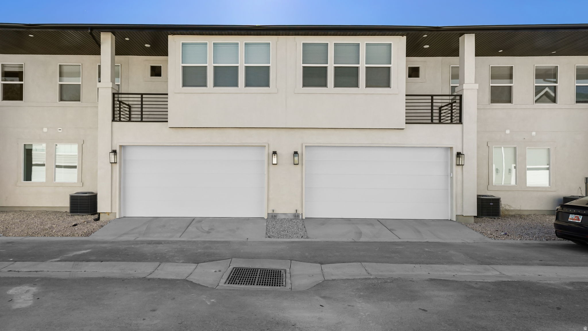 WESTFIELDS CENTRAL - Residential