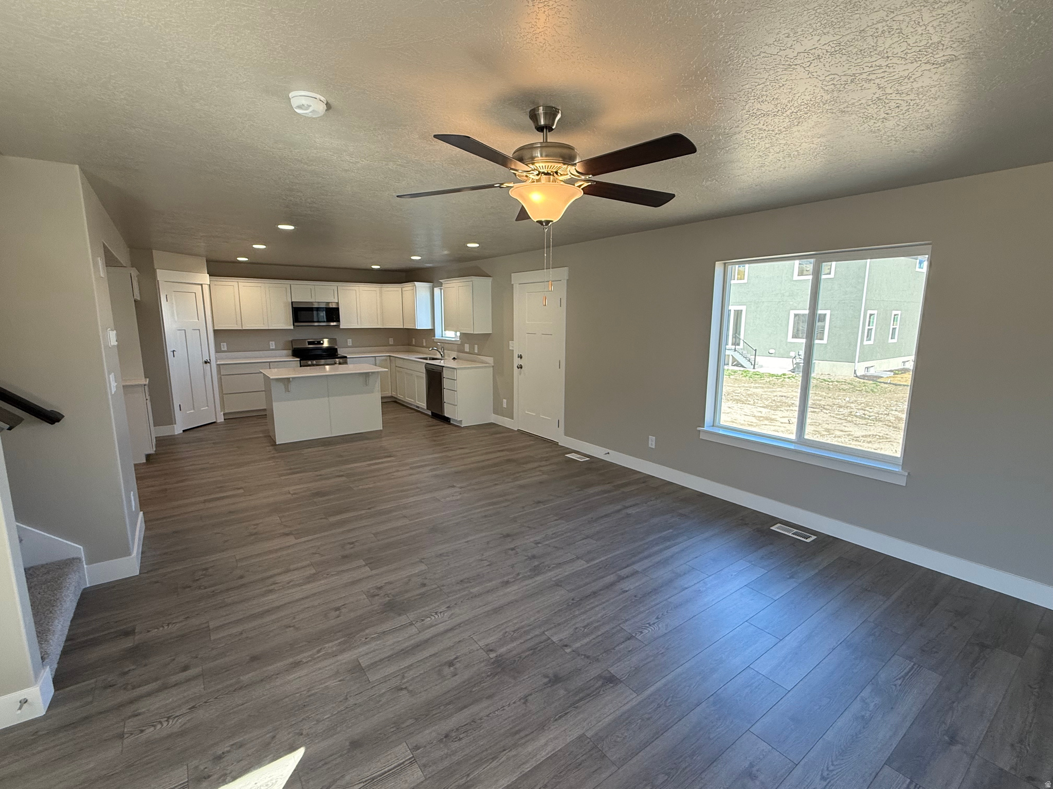 TIMBER RANCH - Residential