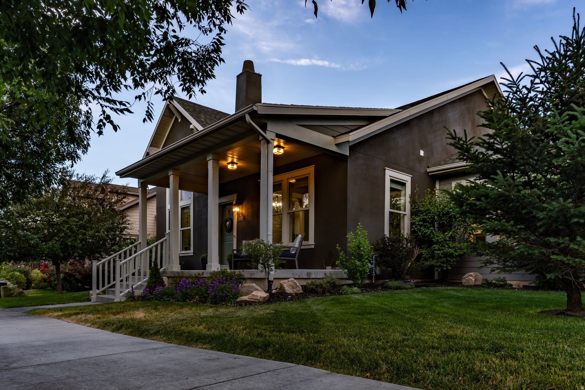 DAYBREAK - Residential