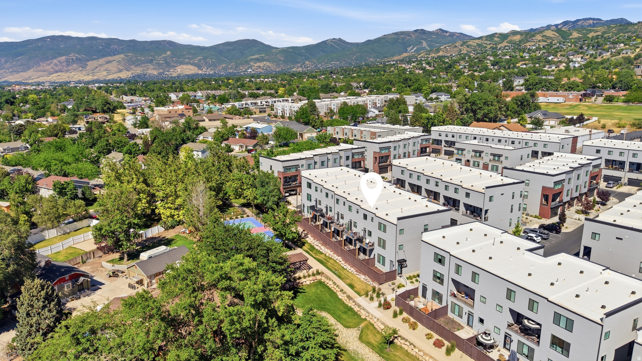 PARK LOFTS - Residential