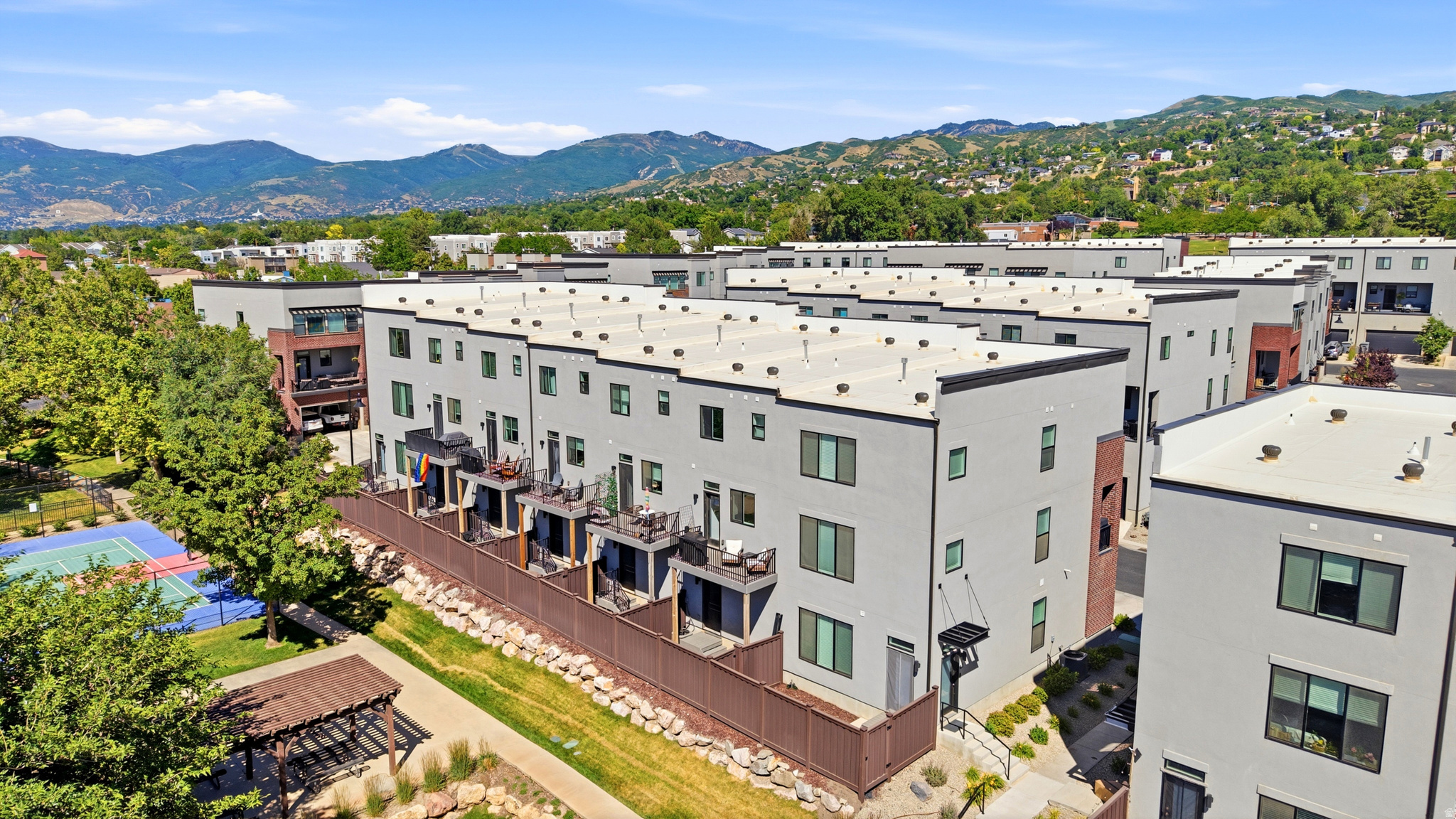 PARK LOFTS - Residential