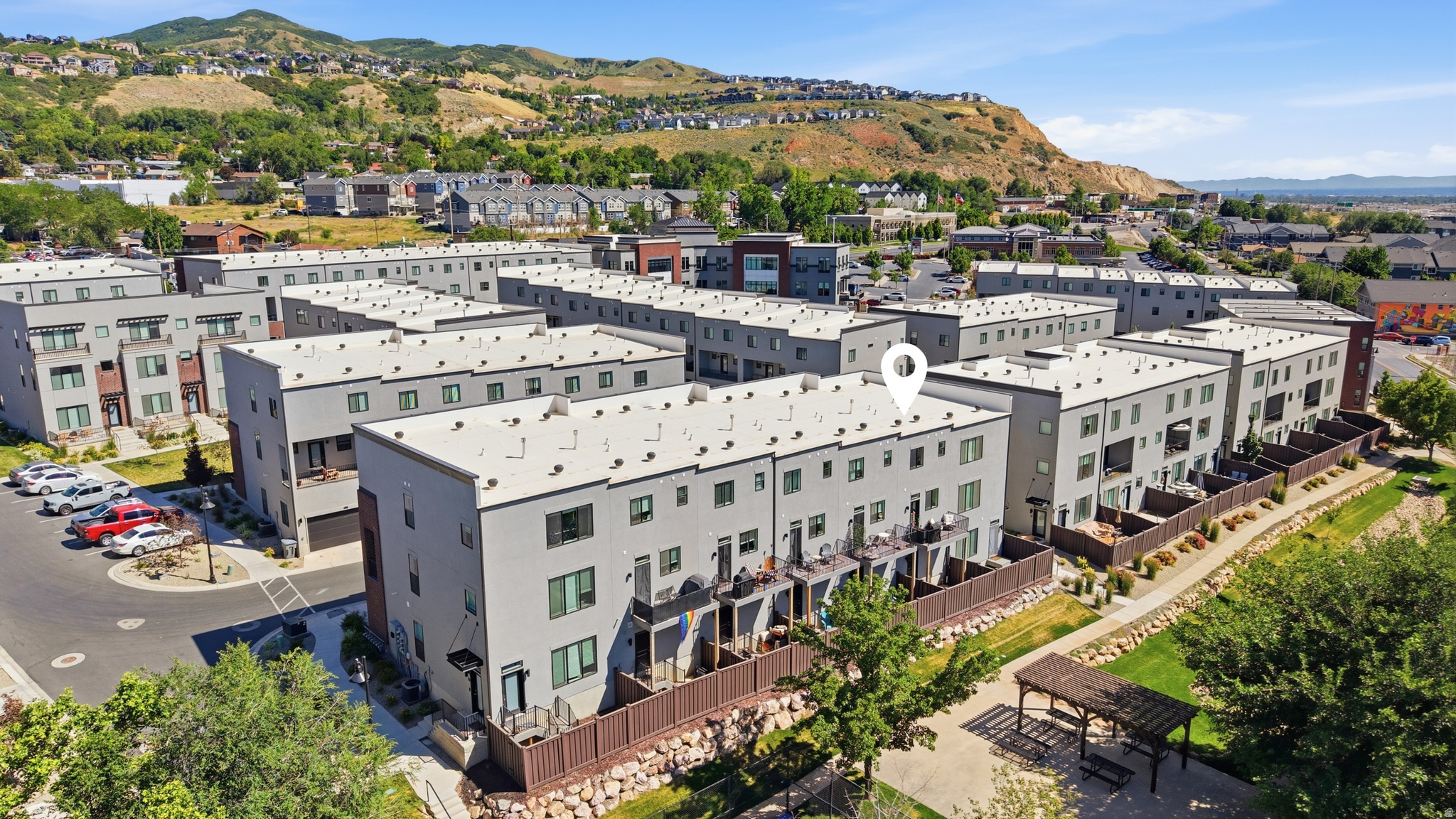 PARK LOFTS - Residential