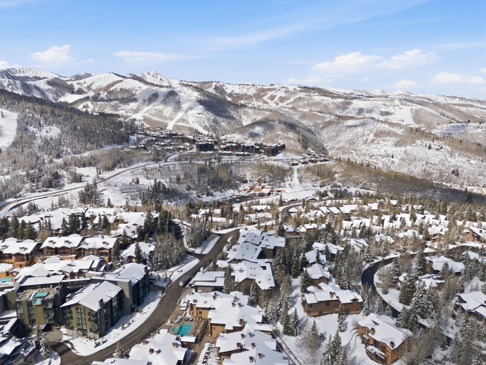 BLACK BEAR LODGE - Residential