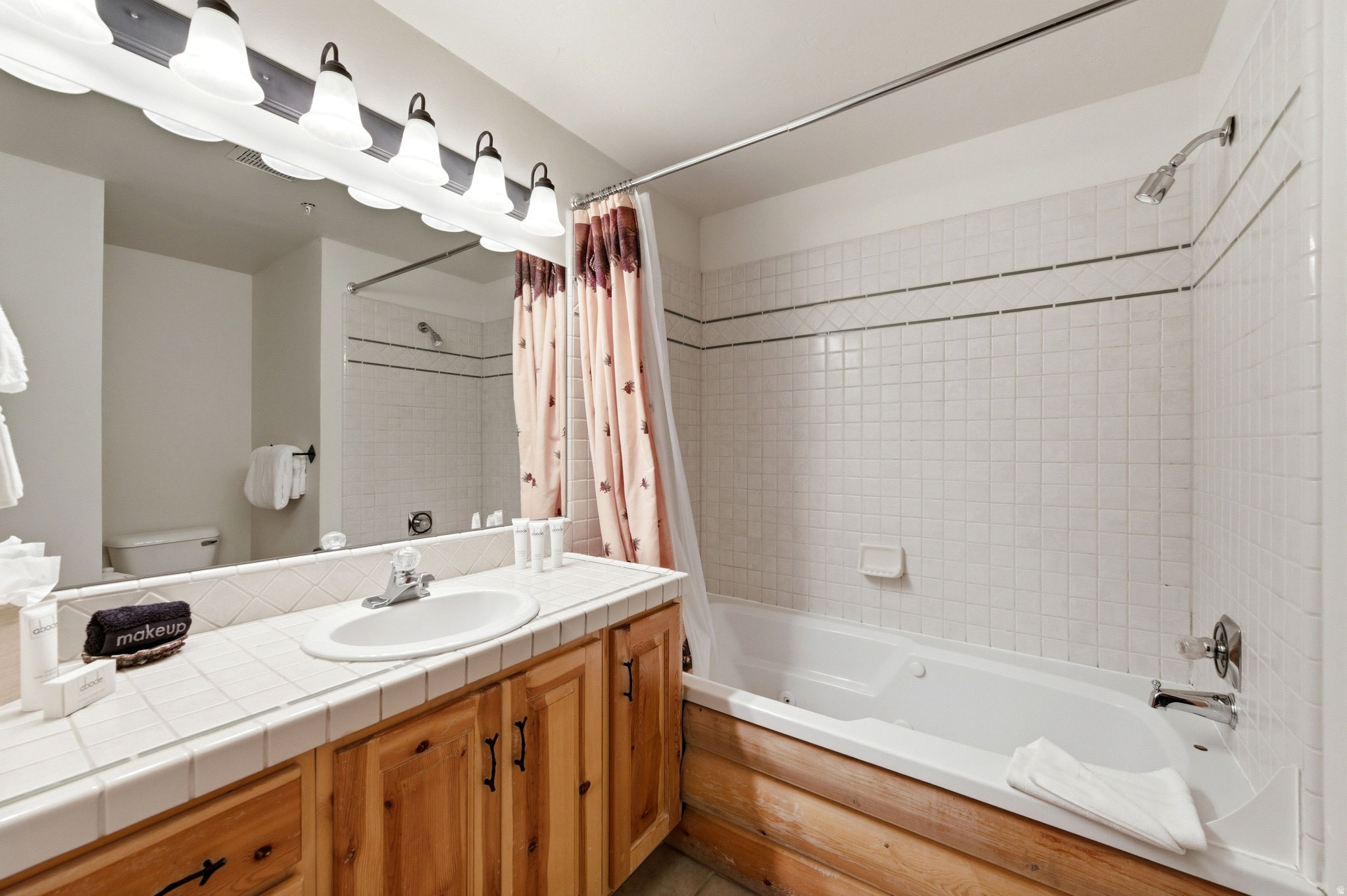 BLACK BEAR LODGE - Residential