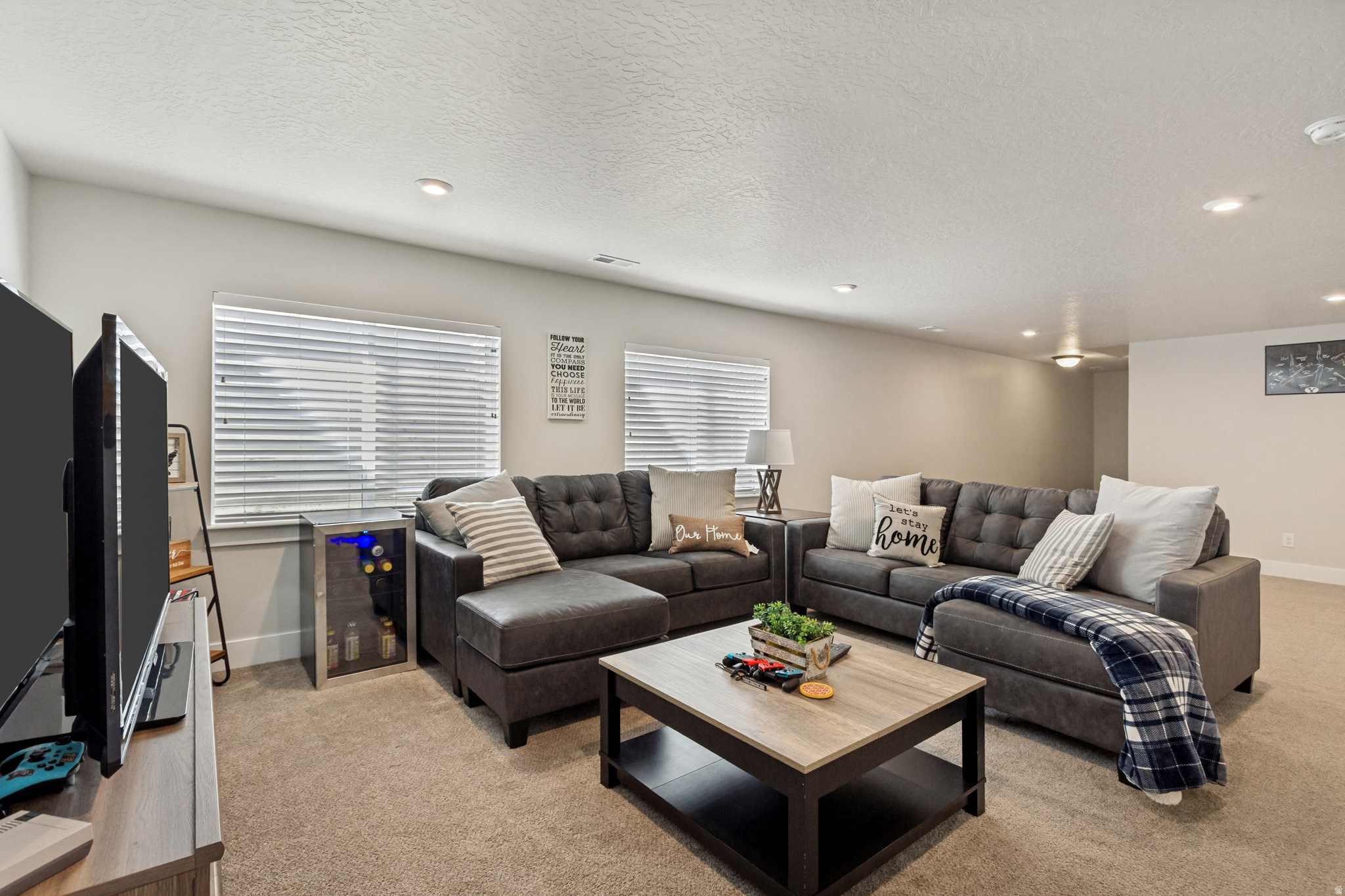 SUNRISE RANCH - Residential
