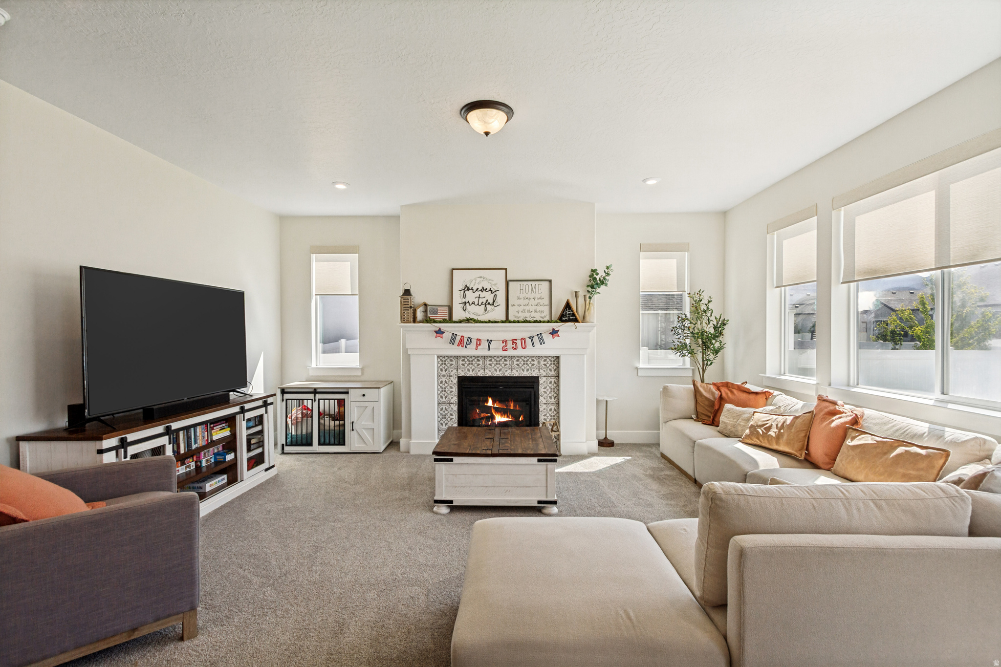 SUNRISE RANCH - Residential