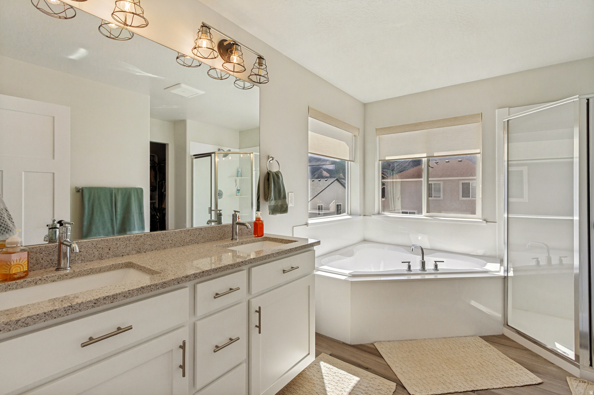 SUNRISE RANCH - Residential