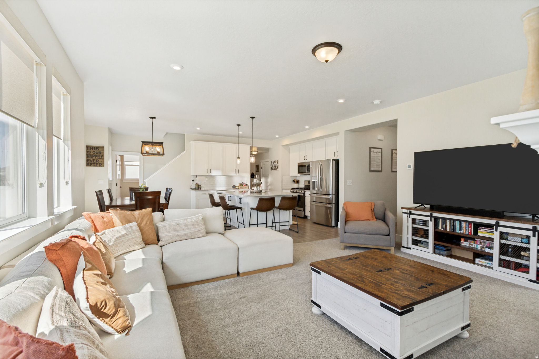 SUNRISE RANCH - Residential