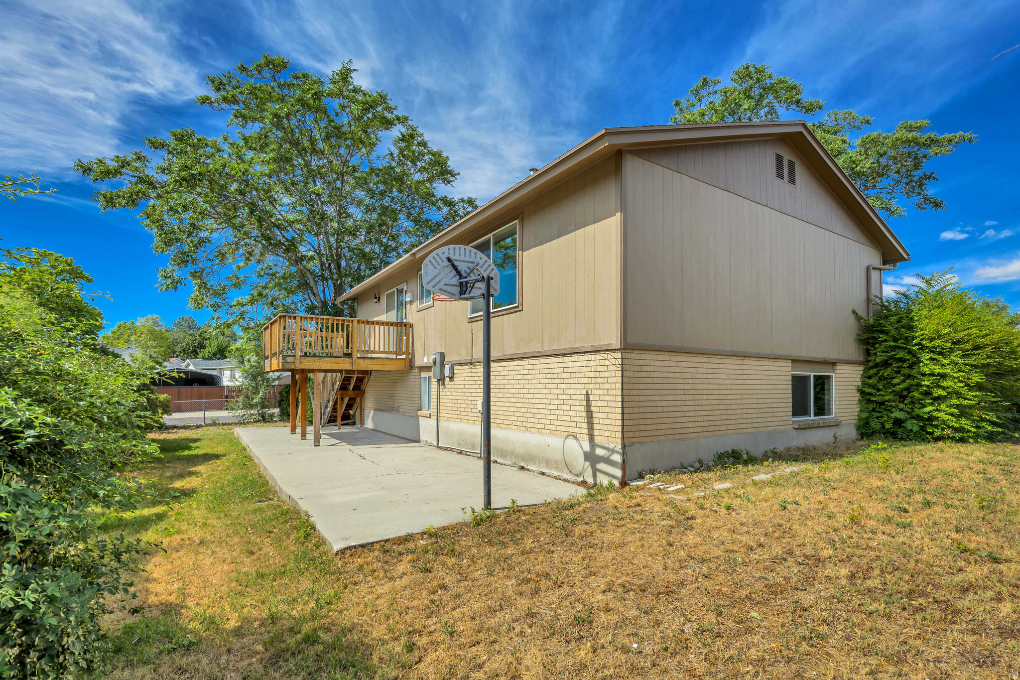 HAZELHURST #1 - Residential