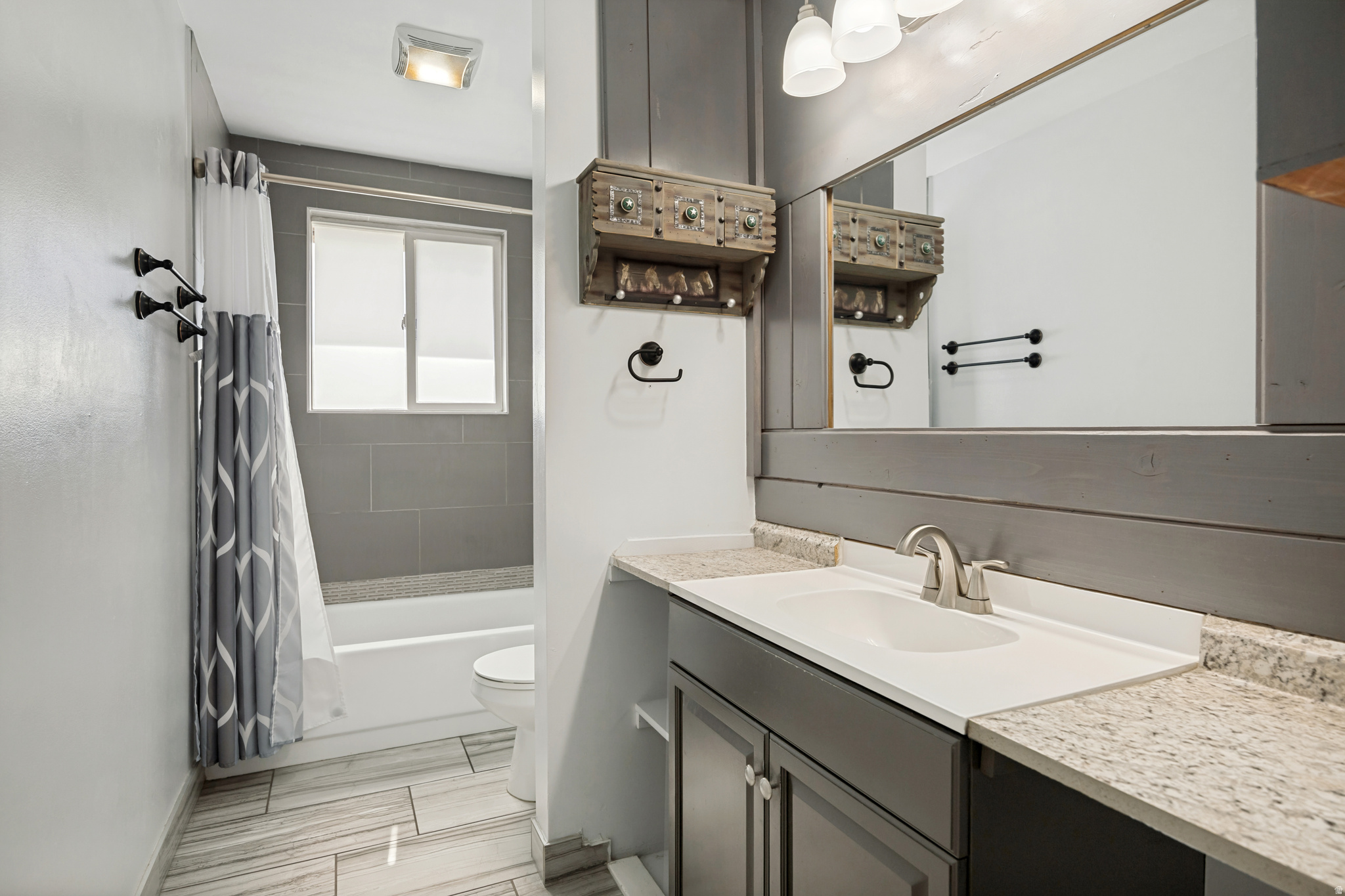HAZELHURST #1 - Residential
