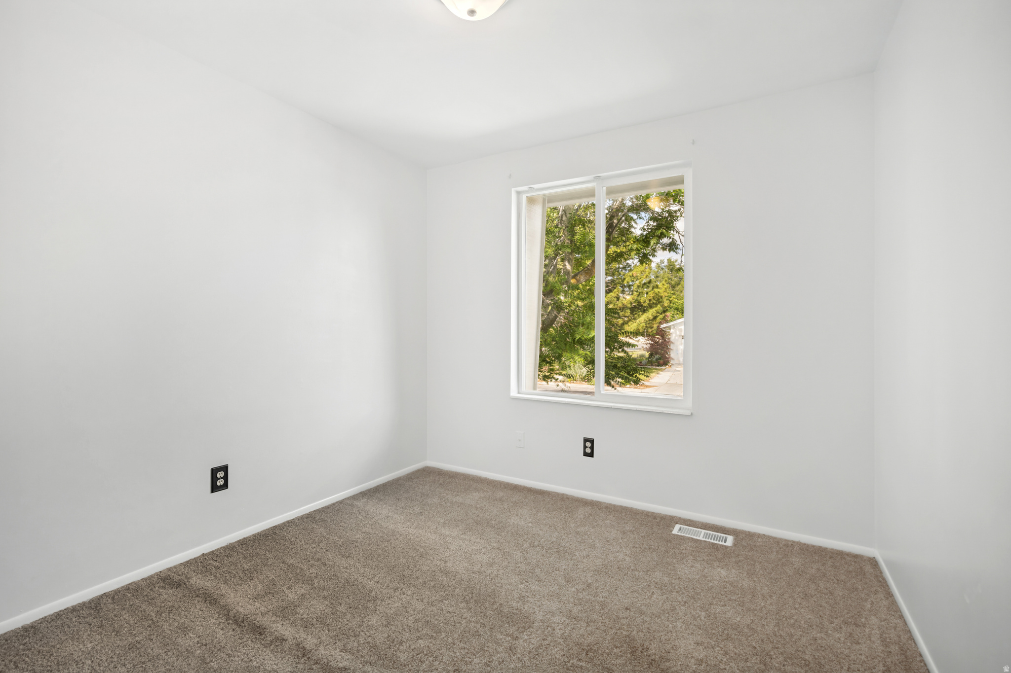 HAZELHURST #1 - Residential