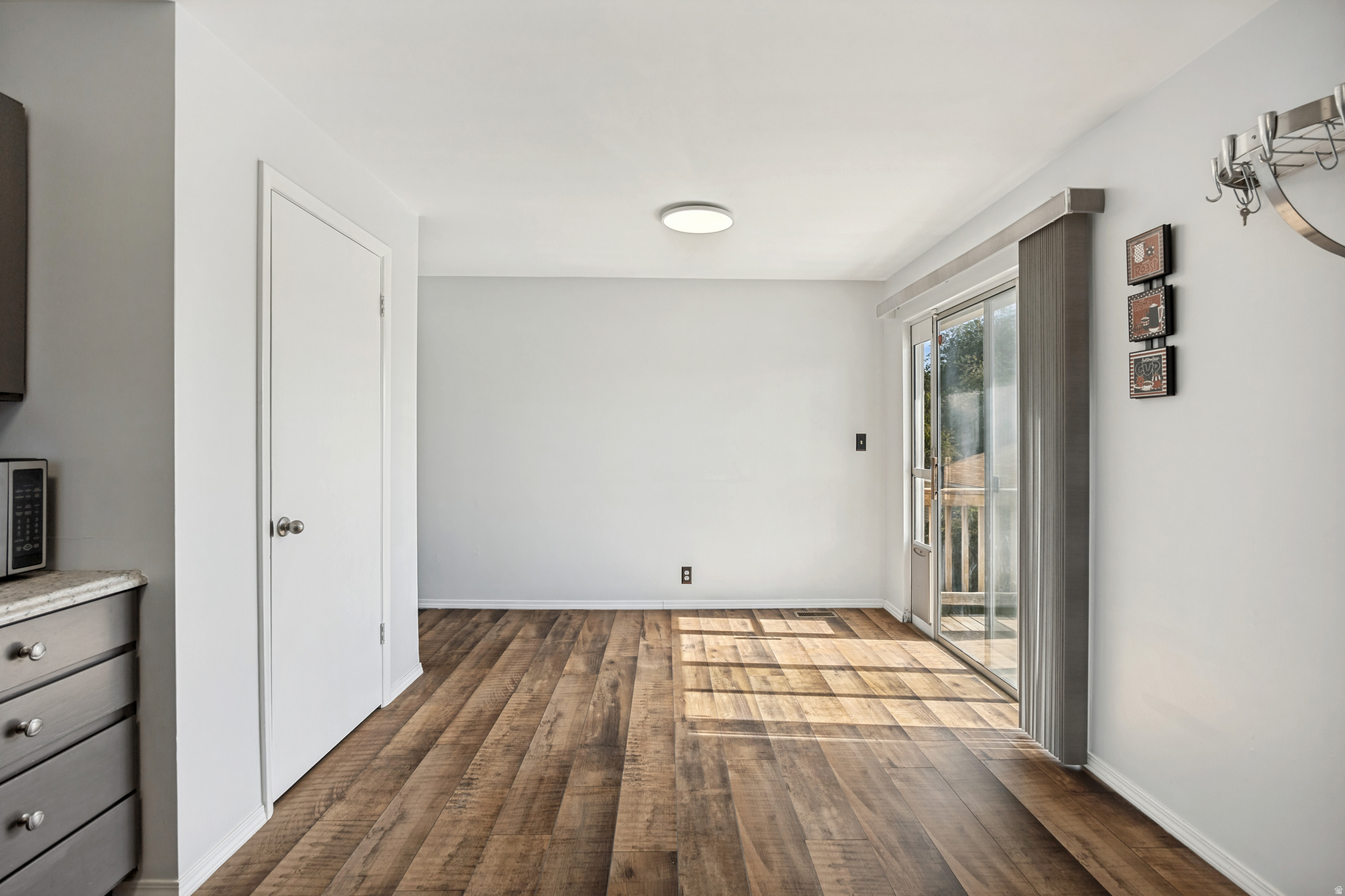 HAZELHURST #1 - Residential