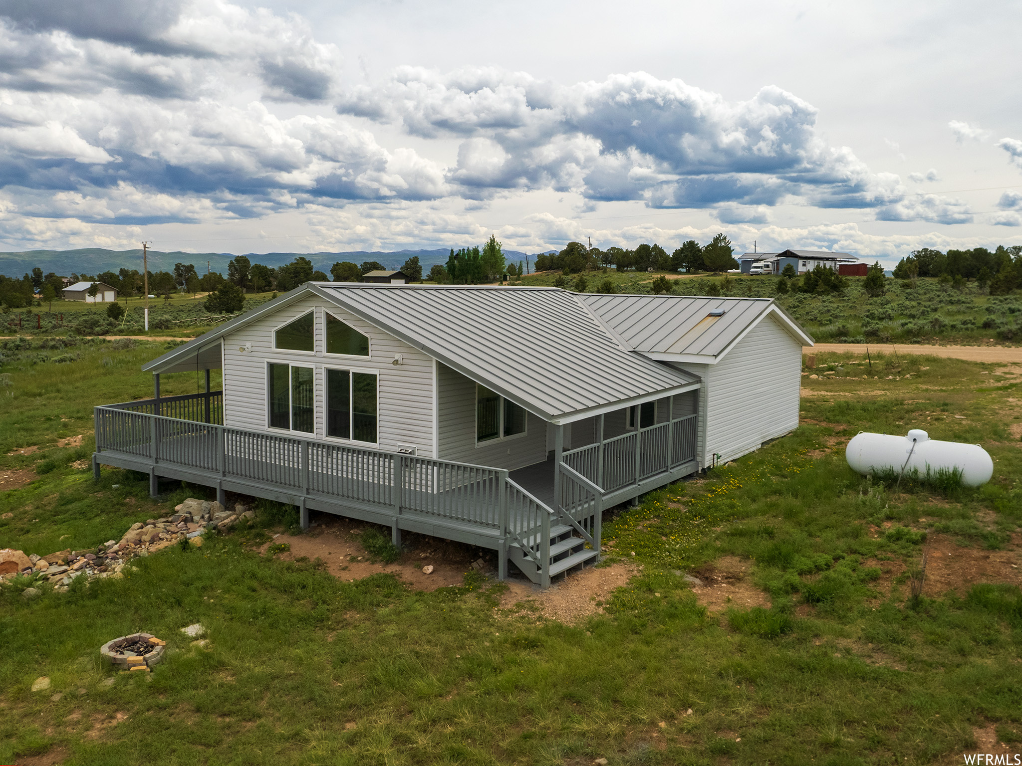BANDANNA RANCH - Residential