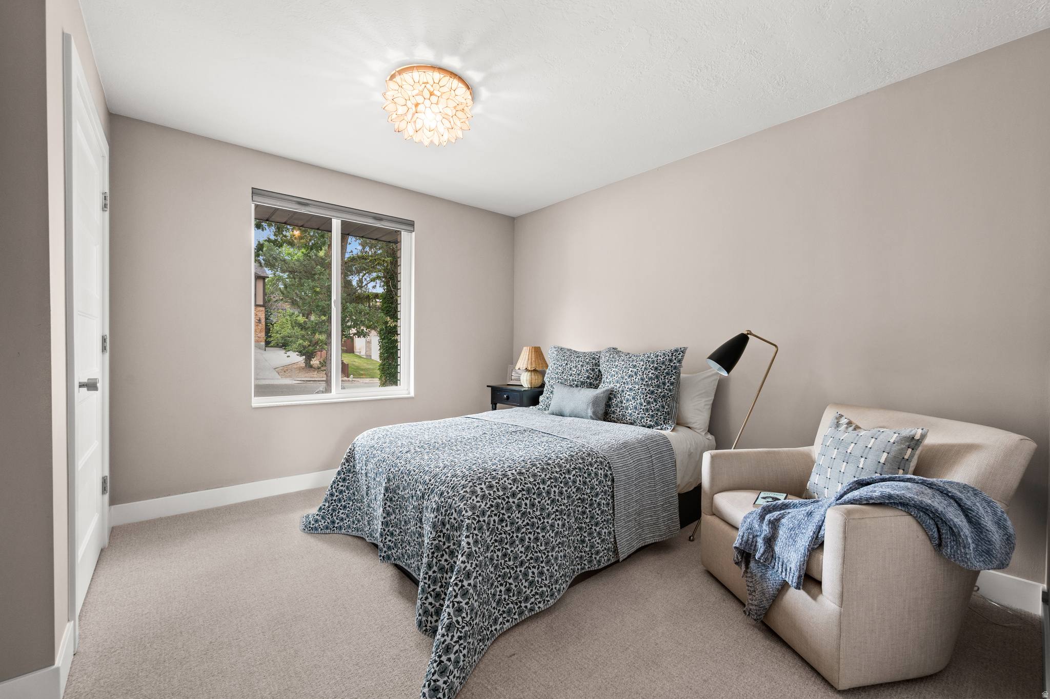 SOMERSET ESTATES - Residential