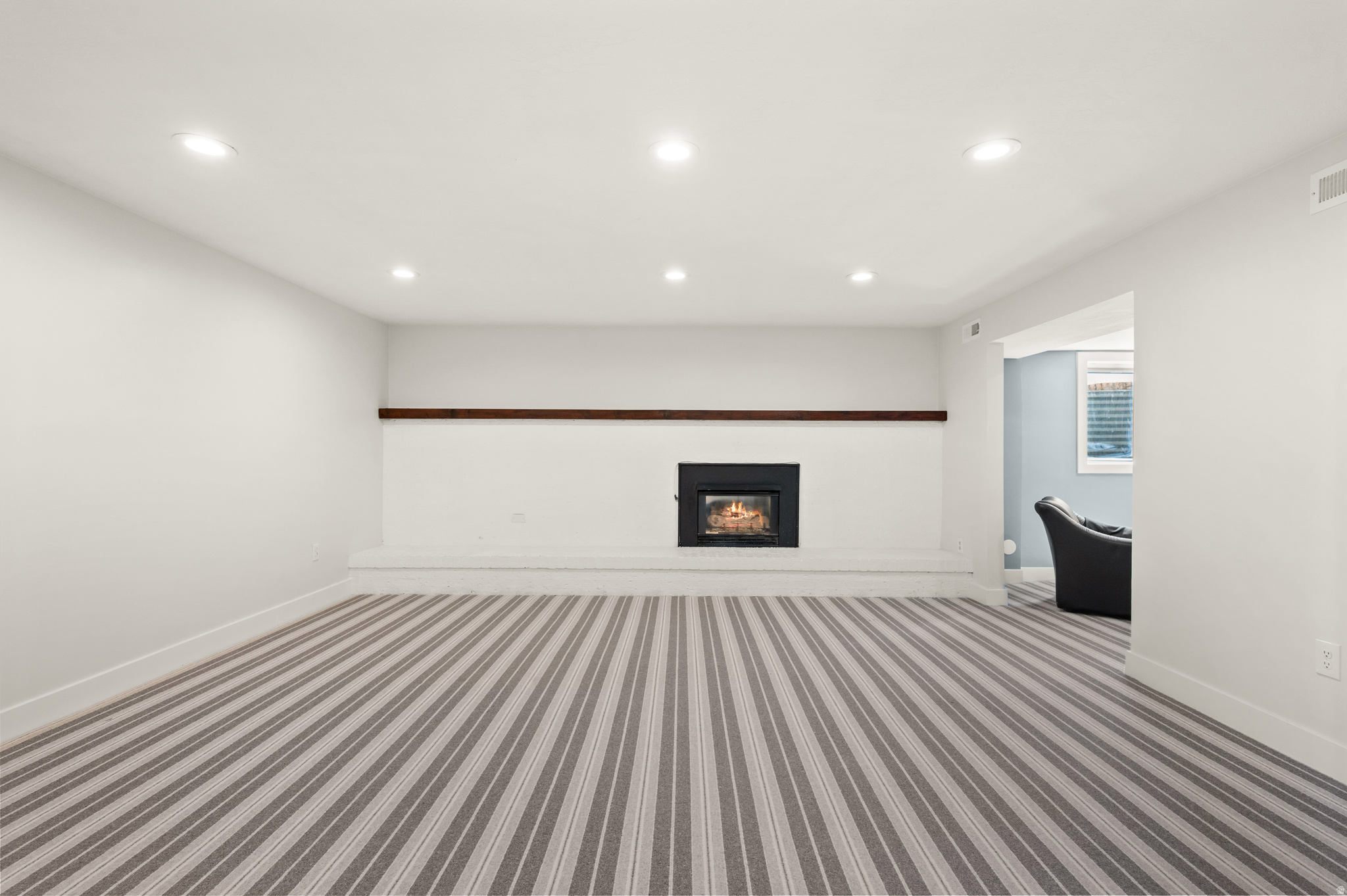 SOMERSET ESTATES - Residential