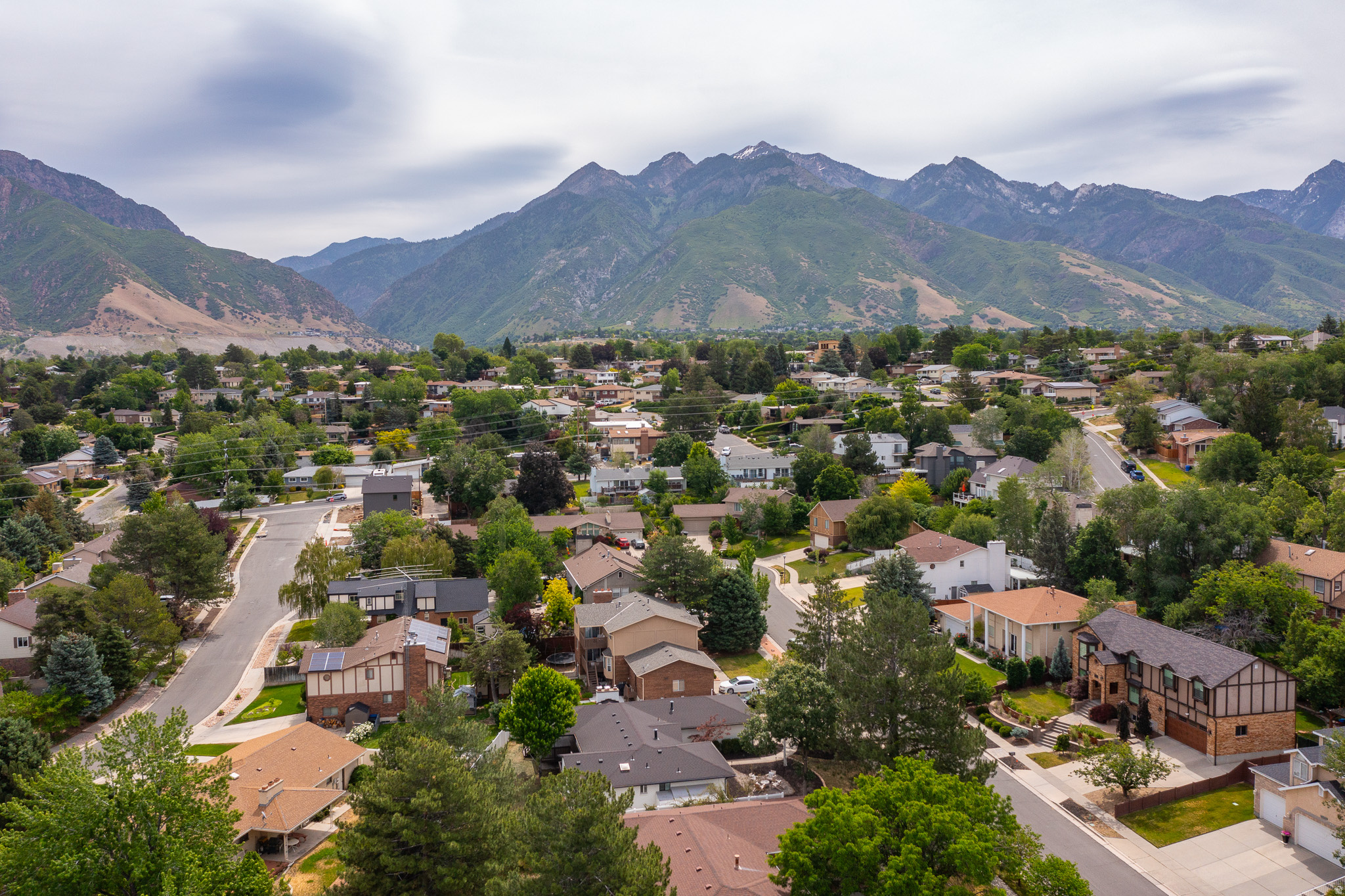 SOMERSET ESTATES - Residential