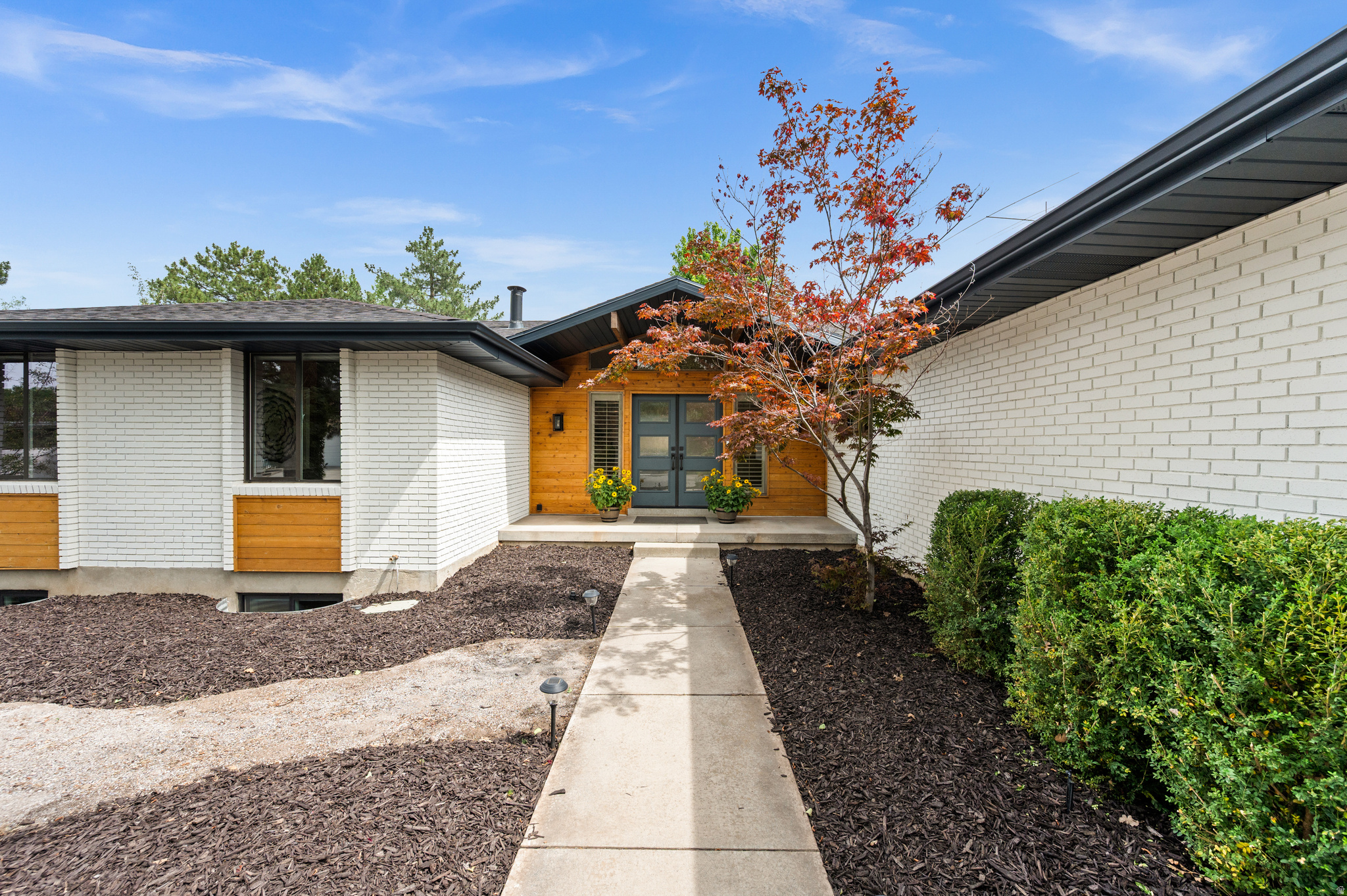 SOMERSET ESTATES - Residential