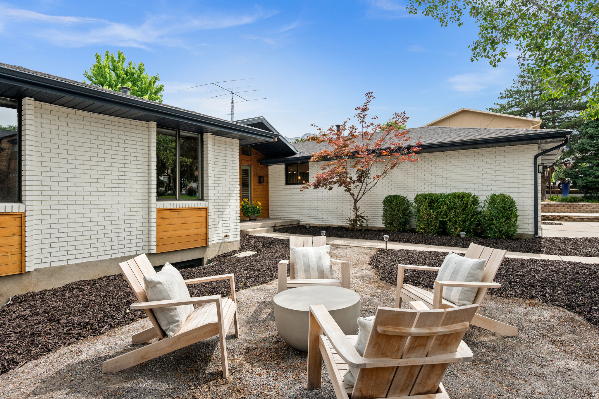 SOMERSET ESTATES - Residential