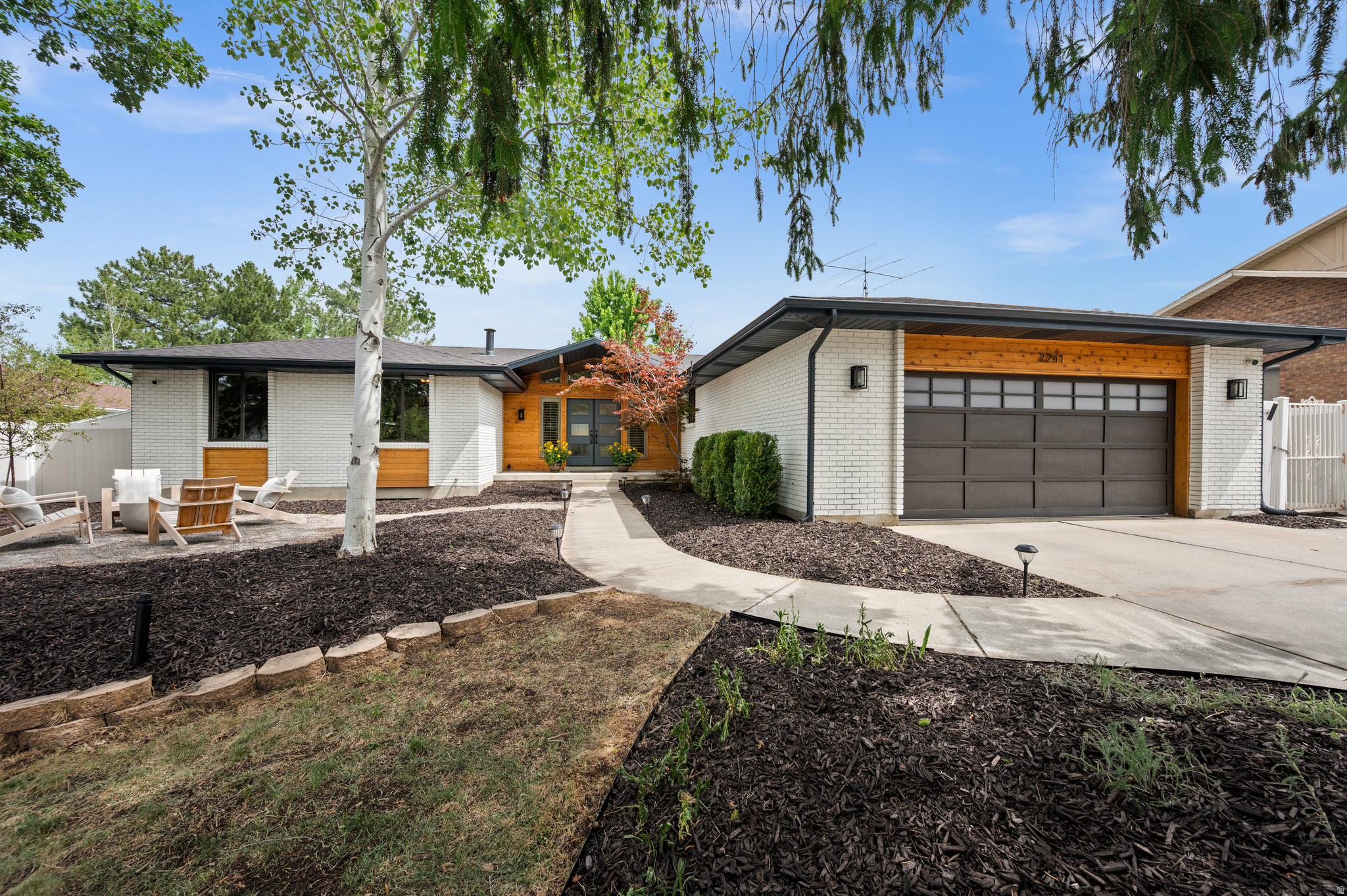 SOMERSET ESTATES - Residential