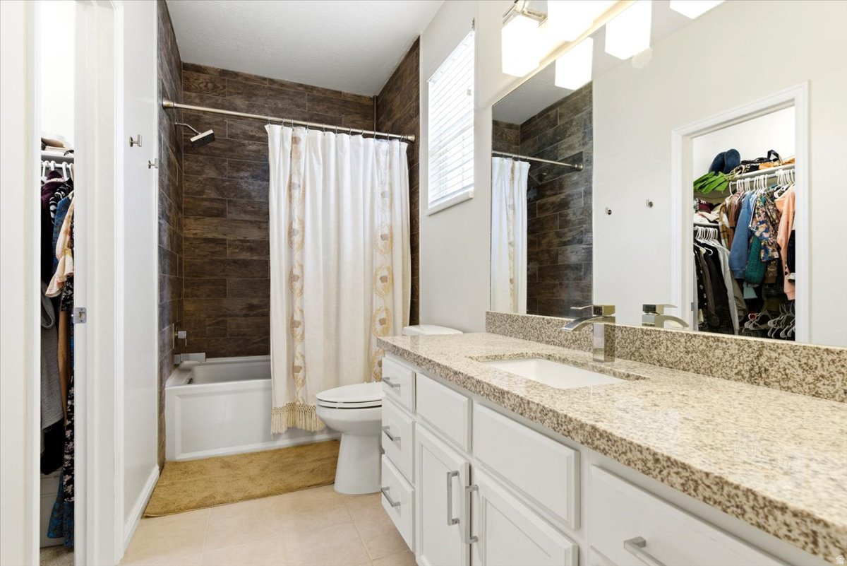 COVENTRY AT FOXBORO - Residential