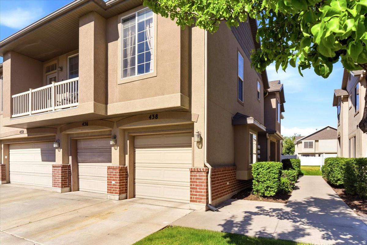 COVENTRY AT FOXBORO - Residential