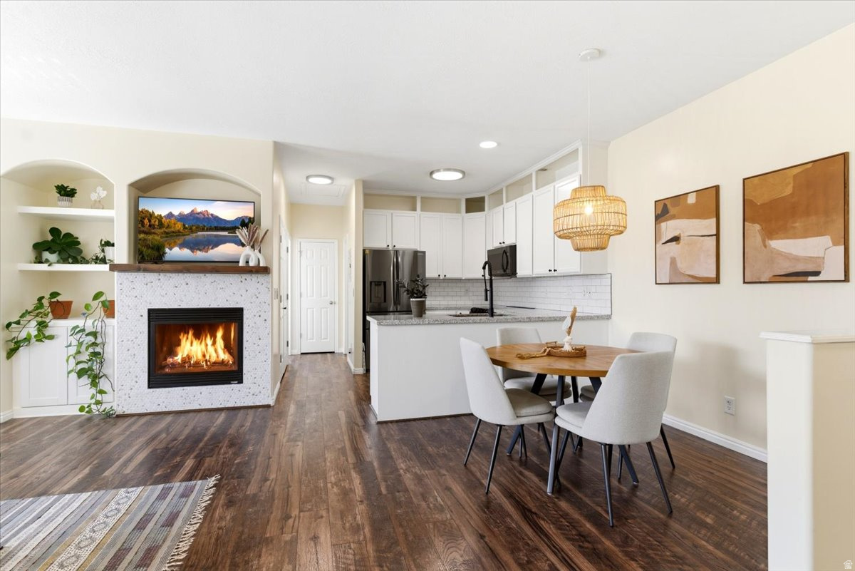 COVENTRY AT FOXBORO - Residential