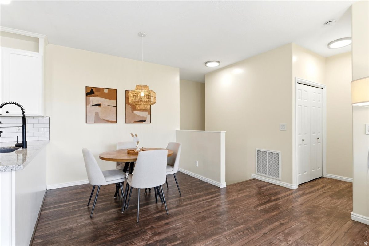 COVENTRY AT FOXBORO - Residential