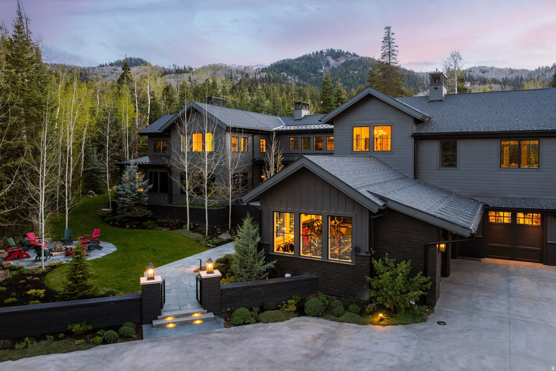 WHITE PINE RANCHES - Residential