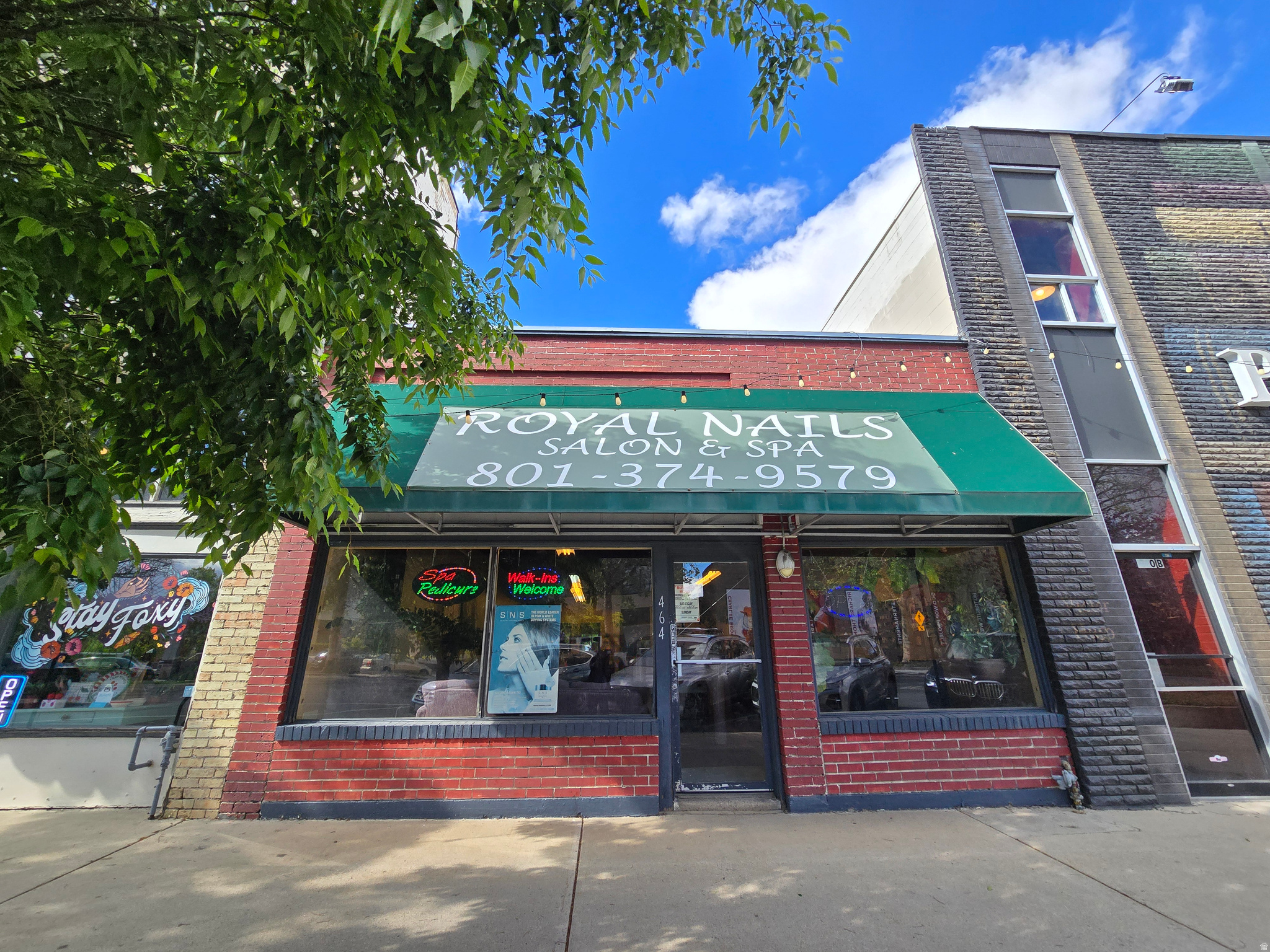 Beautifully maintained nail salon in a prime central location with excellent visibility. This turnkey space features 7 nail stations, 11 pedicure massage chairs, 2 esthetician tables and great tenant improvements throughout.  Much more included. Take advantage of the favorable lease terms and step right into a fully operational salon ready for your personal touches. A fantastic opportunity for an owner-opperator or anyone looking to expand their beauty business. Business only.