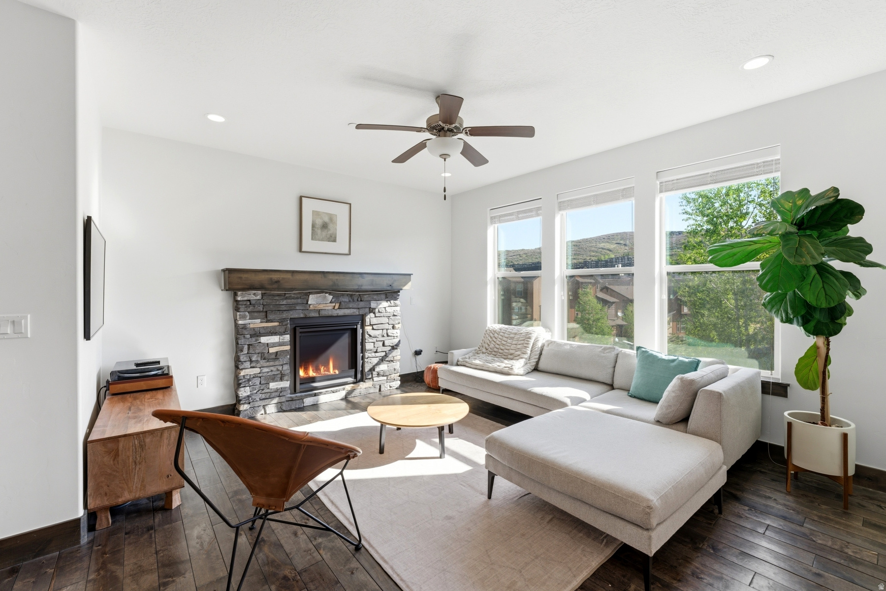 RETREAT AT JORDANELL - Residential
